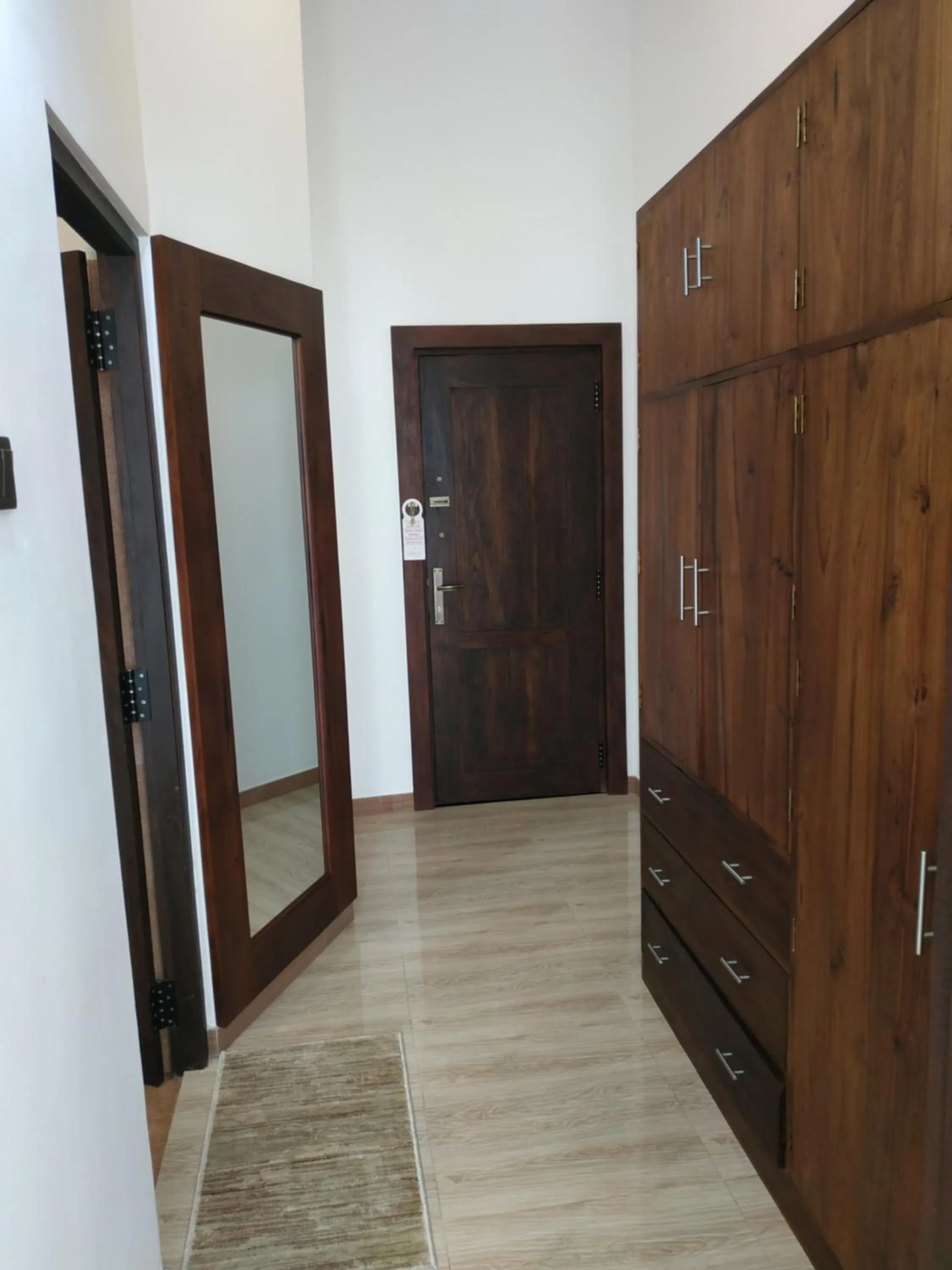 wardrobe in Sigiriya Cashew Palace Resort
