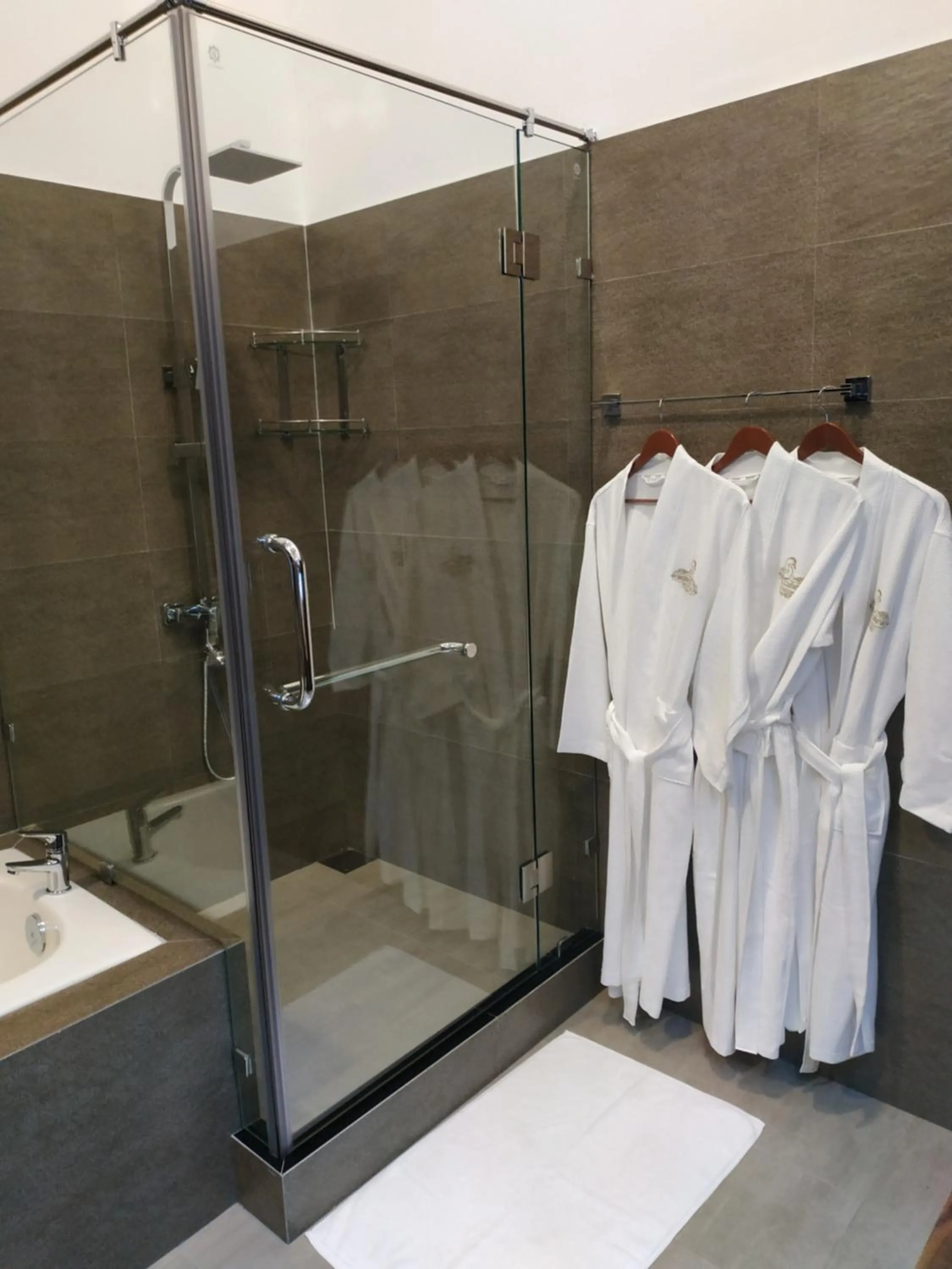 Bathroom in Sigiriya Cashew Palace Resort