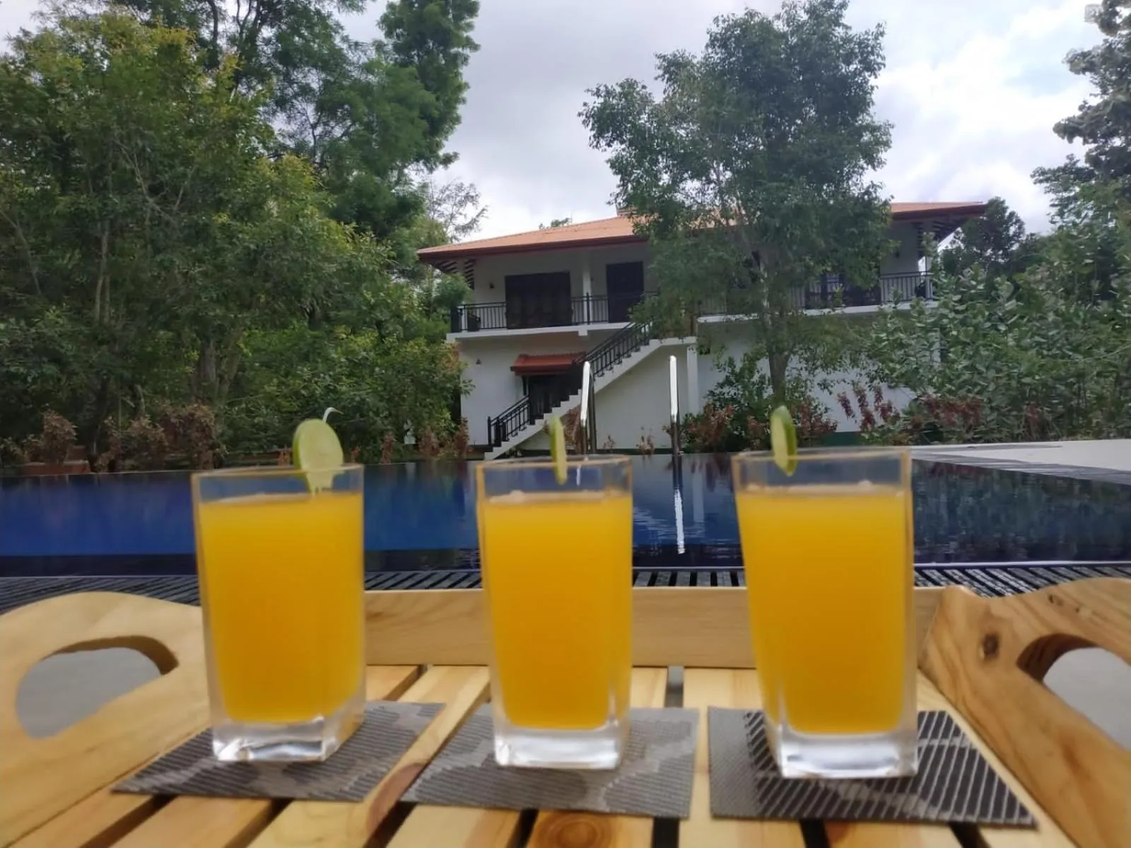 Sigiriya Cashew Palace Resort