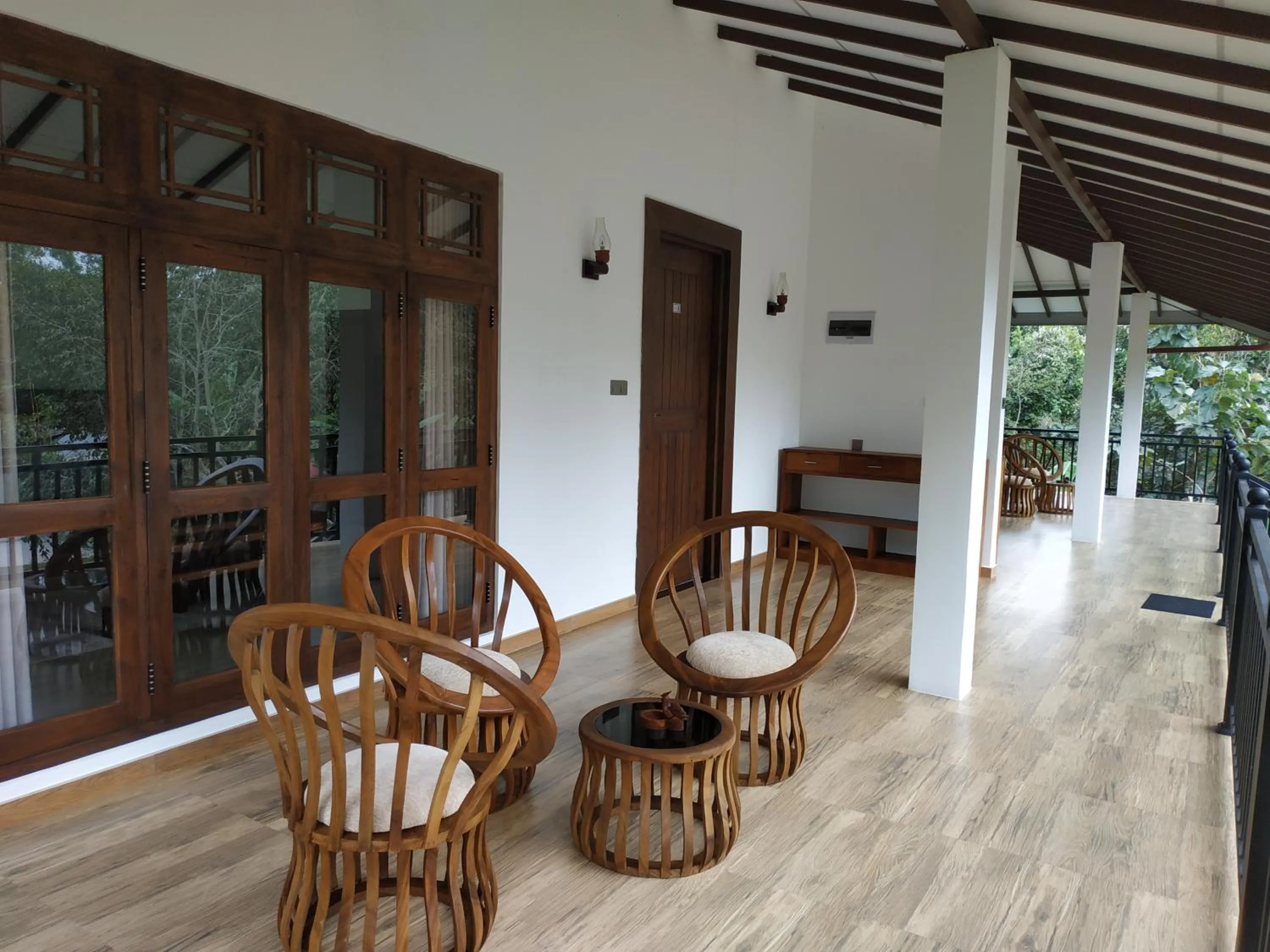 Sigiriya Cashew Palace Resort