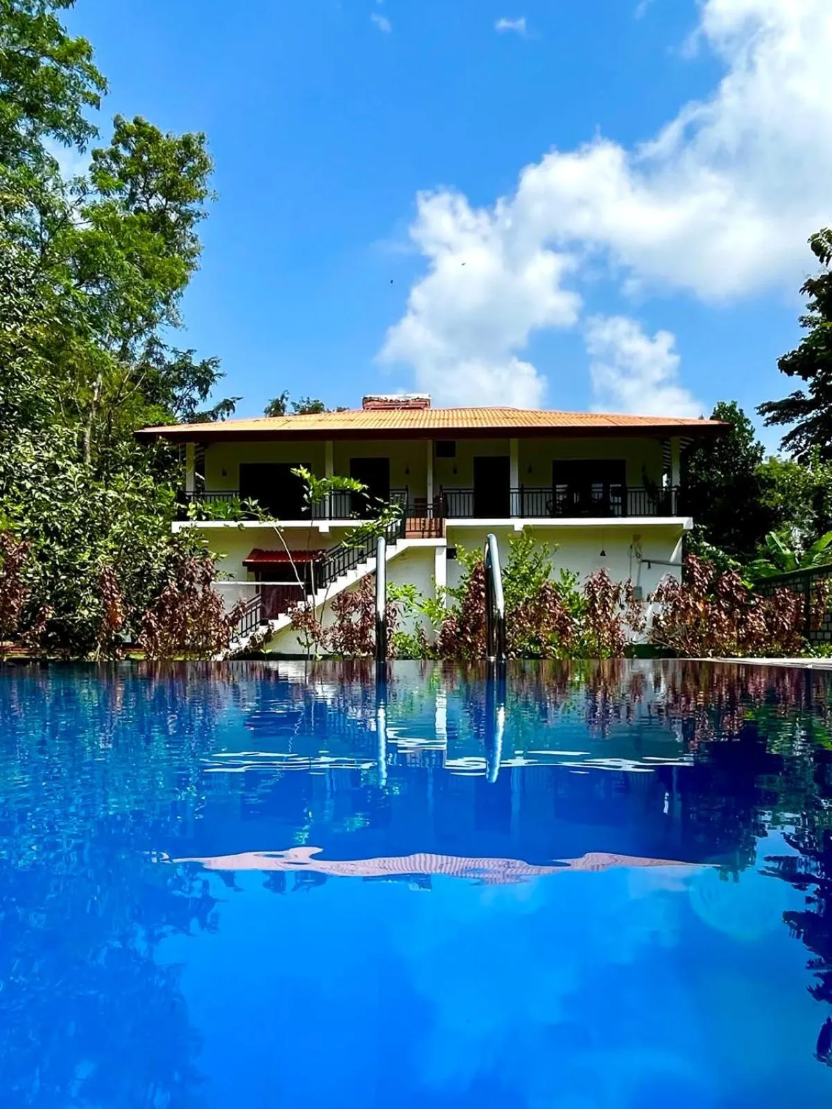 Sigiriya Cashew Palace Resort