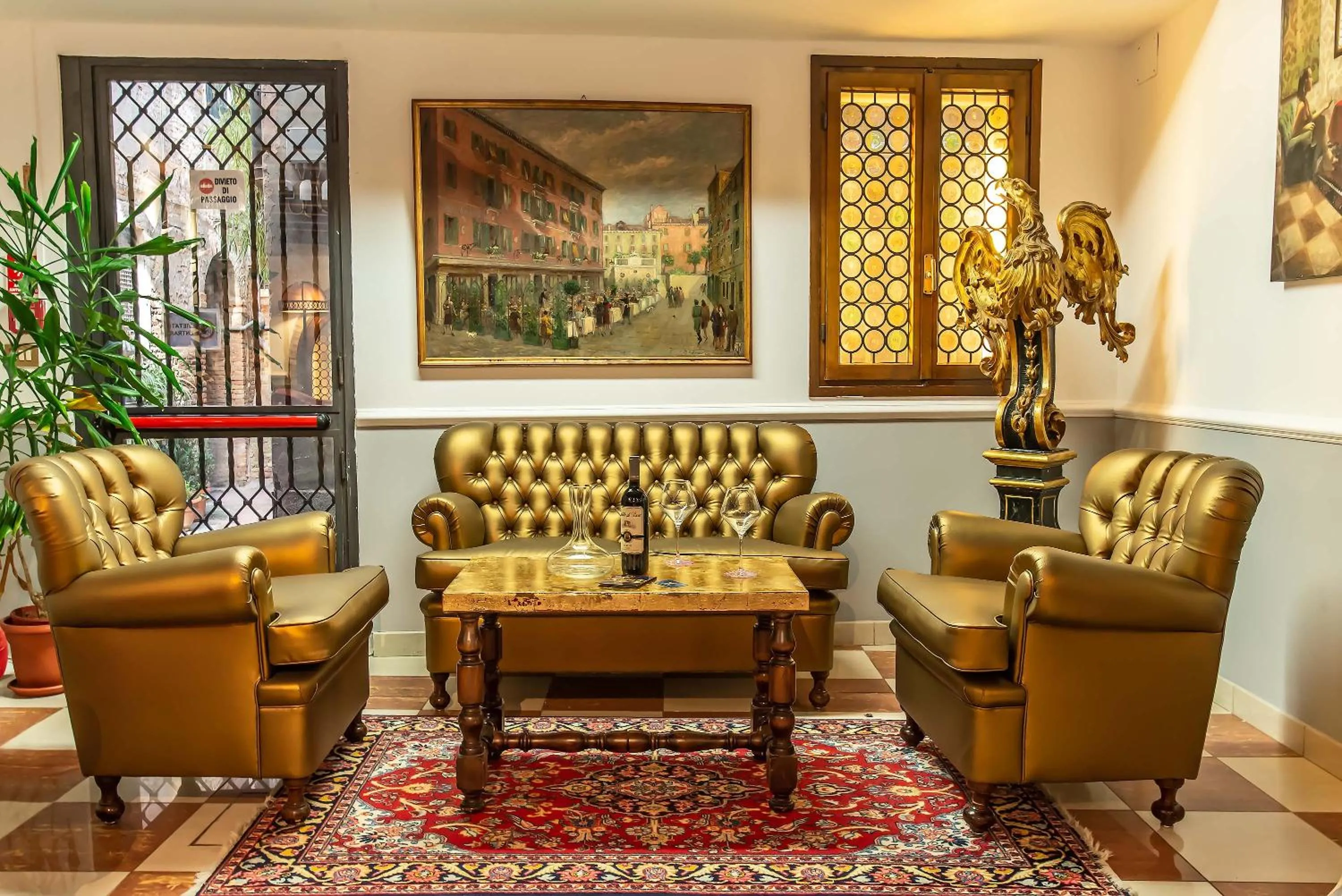 Lobby or reception in Hotel La Fenice et Des Artistes