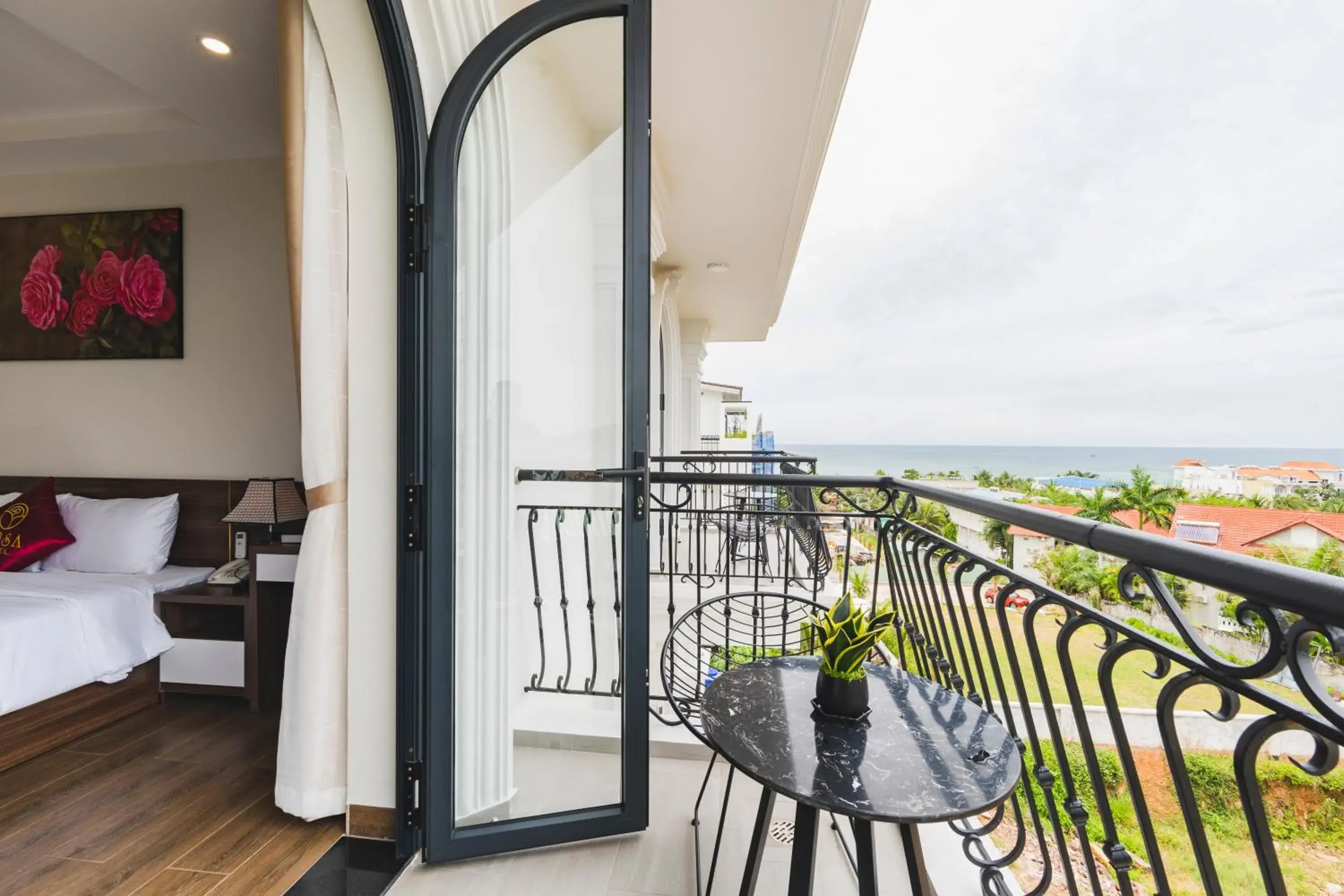 Deluxe Double Room with Sea View - single occupancy in City Center Rosa Hotel Deluxe Double Room with Sea View - single occupancy in City Center Rosa Hotel