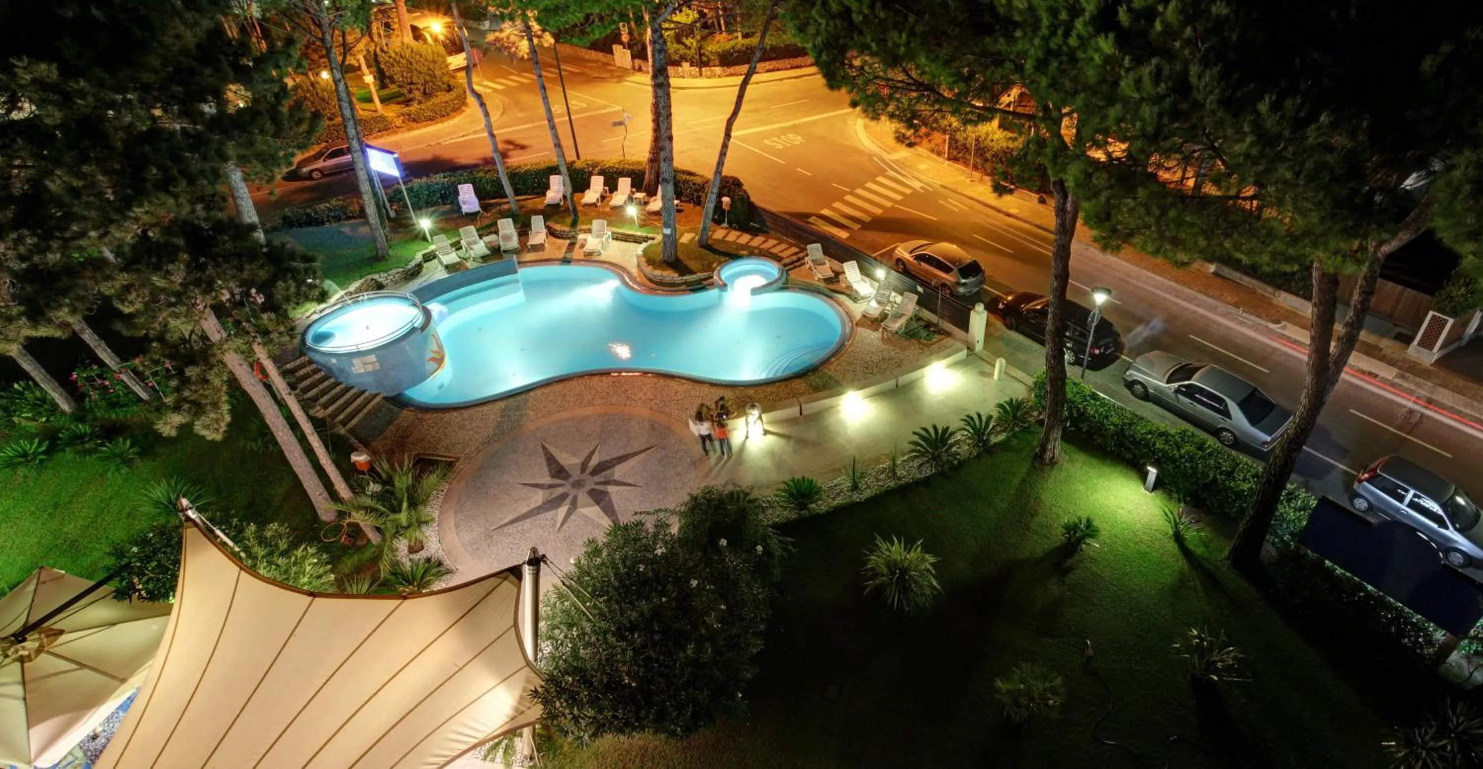 Garden in Hotel Mediterraneo