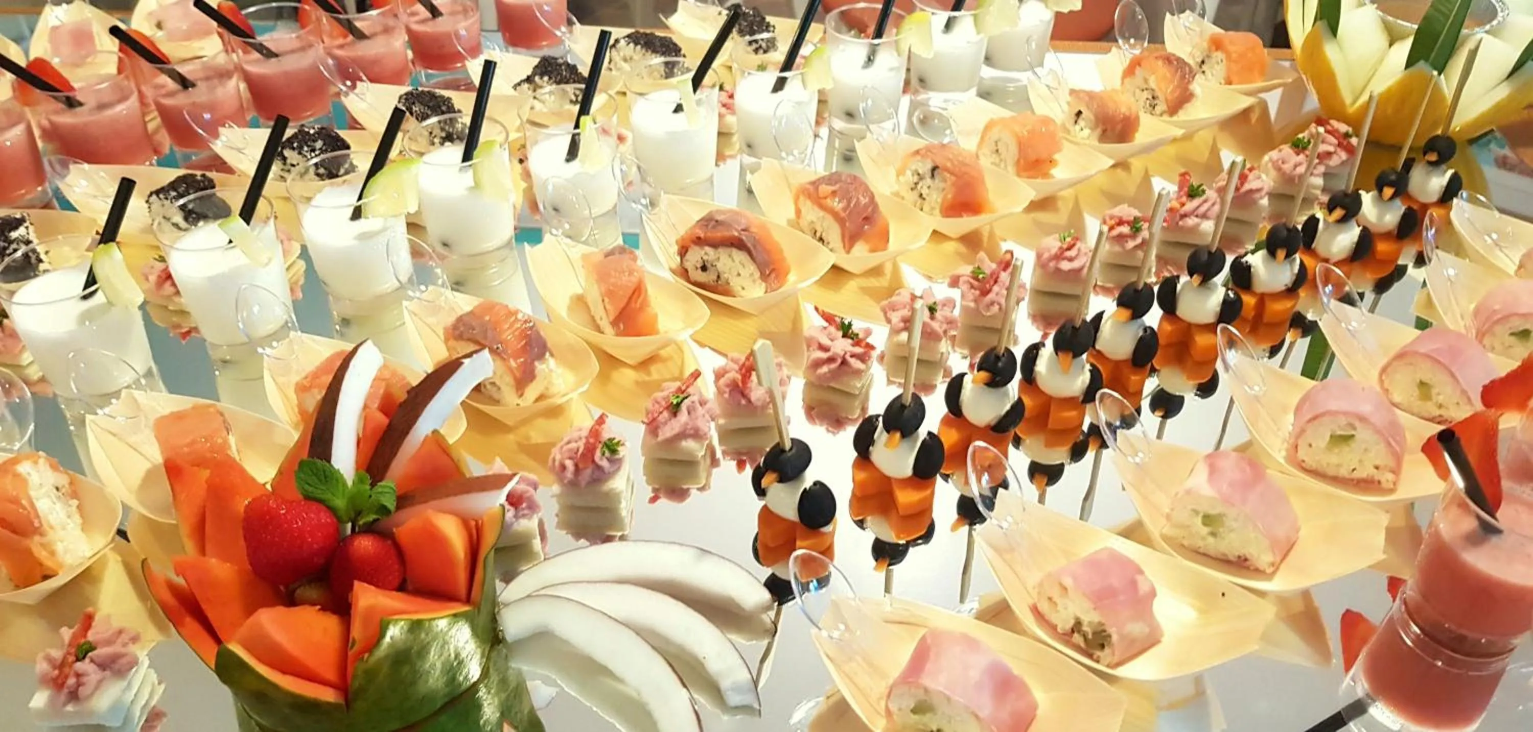 Food and drinks in Hotel Mediterraneo