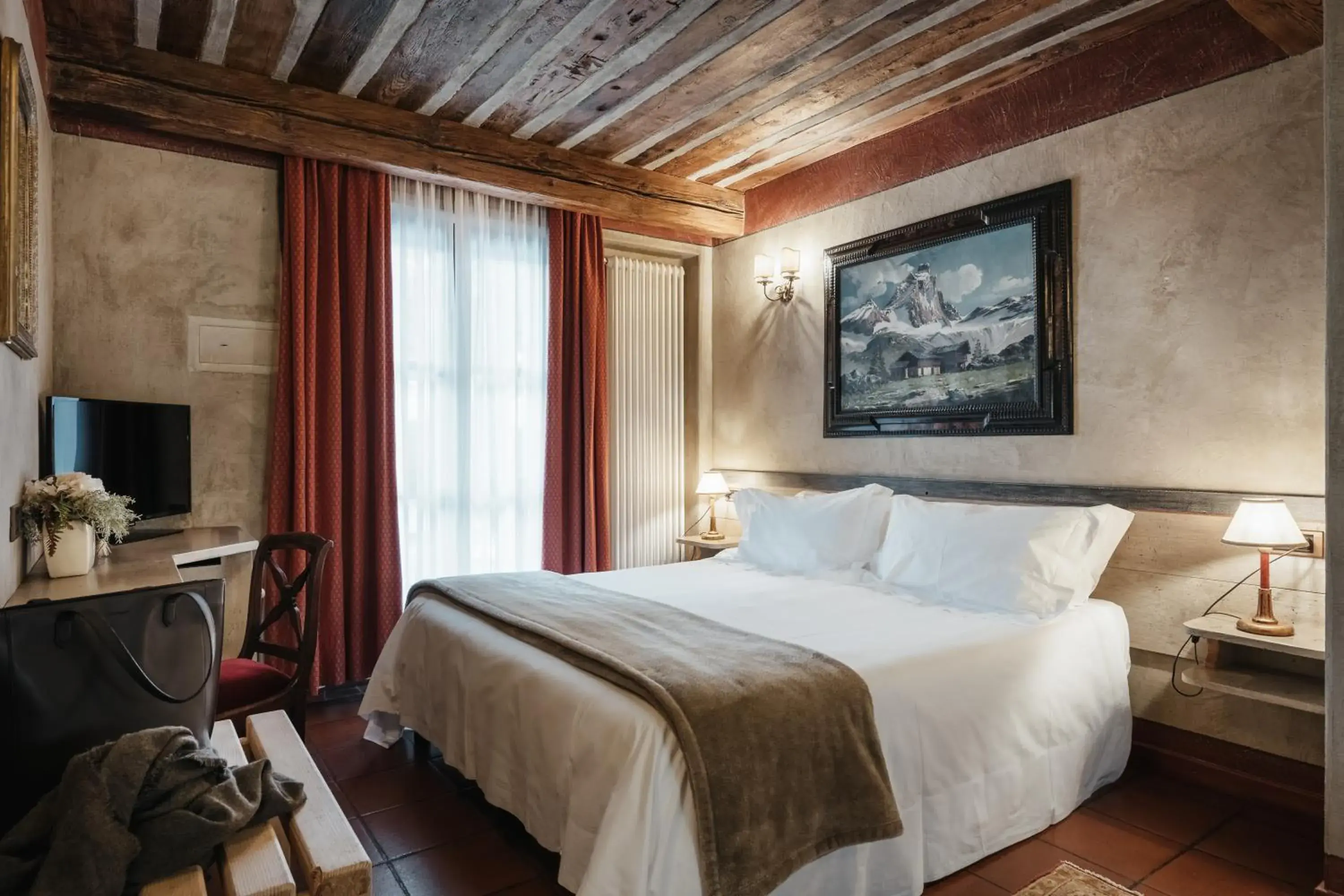 Superior Double Room in Relais Mont Blanc Hotel & Spa Superior Double Room in Relais Mont Blanc Hotel & Spa