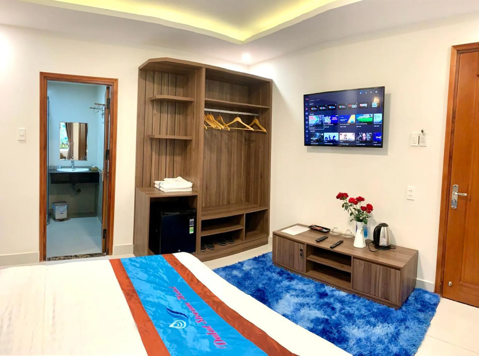 TV and multimedia, Bed in DALAT STREAM HOTEL-Khách sạn đẹp Đà Lạt