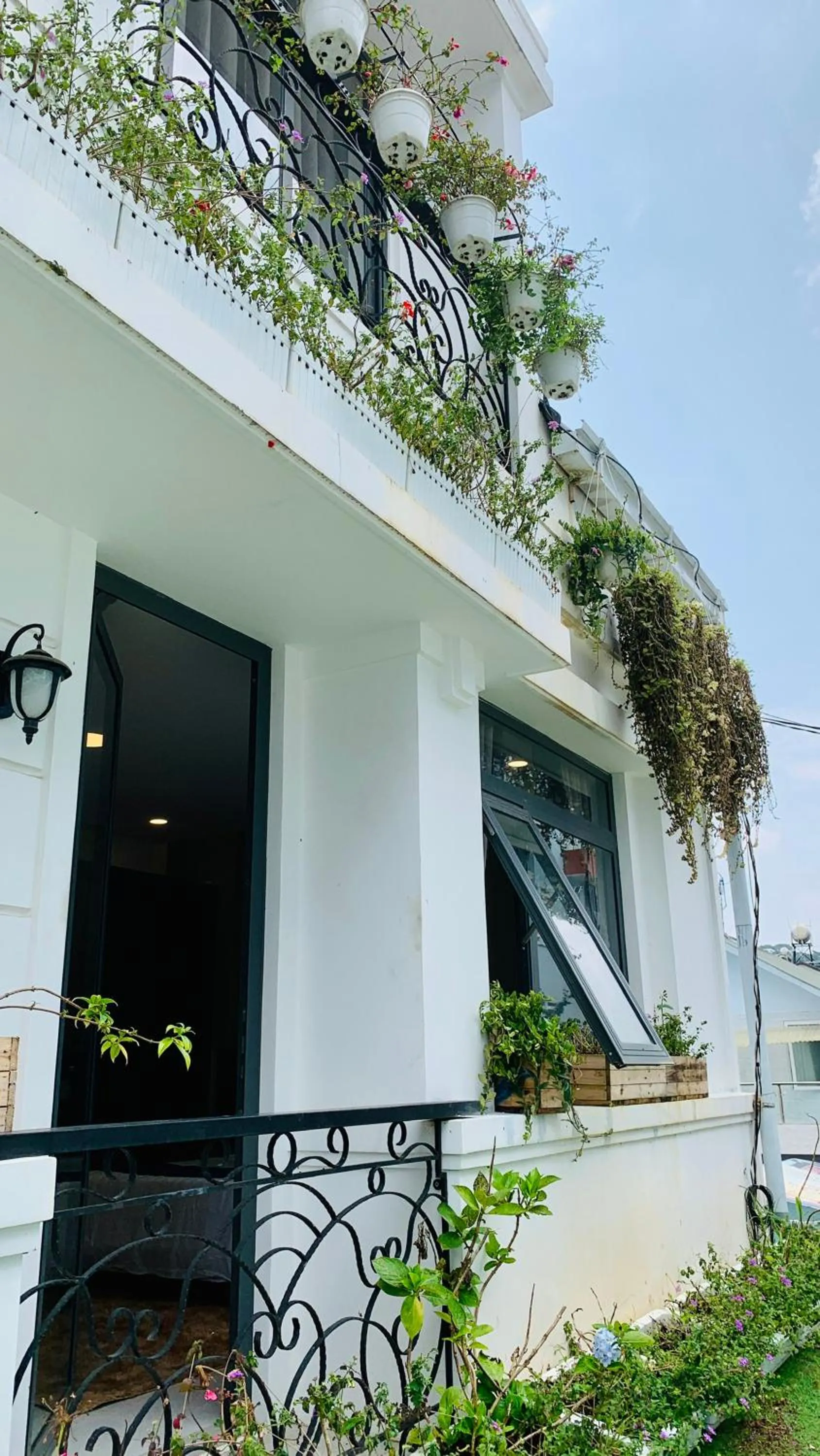 Property building in DALAT STREAM HOTEL-Khách sạn đẹp Đà Lạt