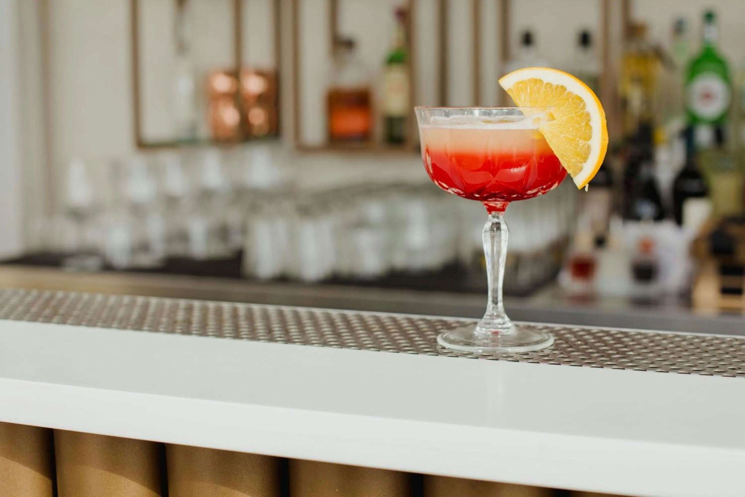 Lounge or bar in Sina Bernini Bristol, Autograph Collection