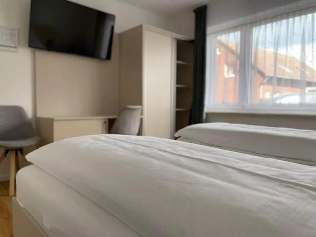 Bed in pension-seegarten