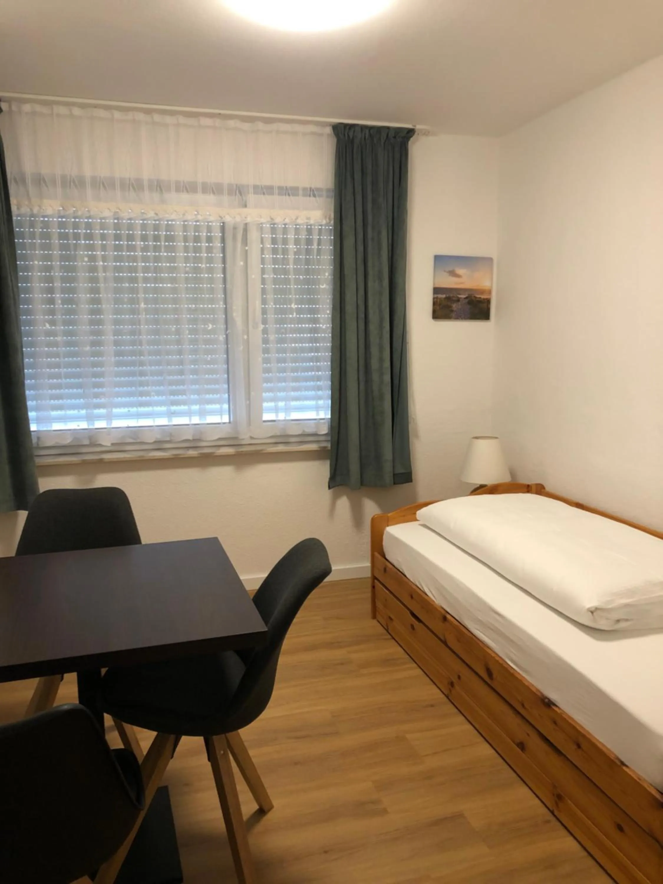 Bed in pension-seegarten