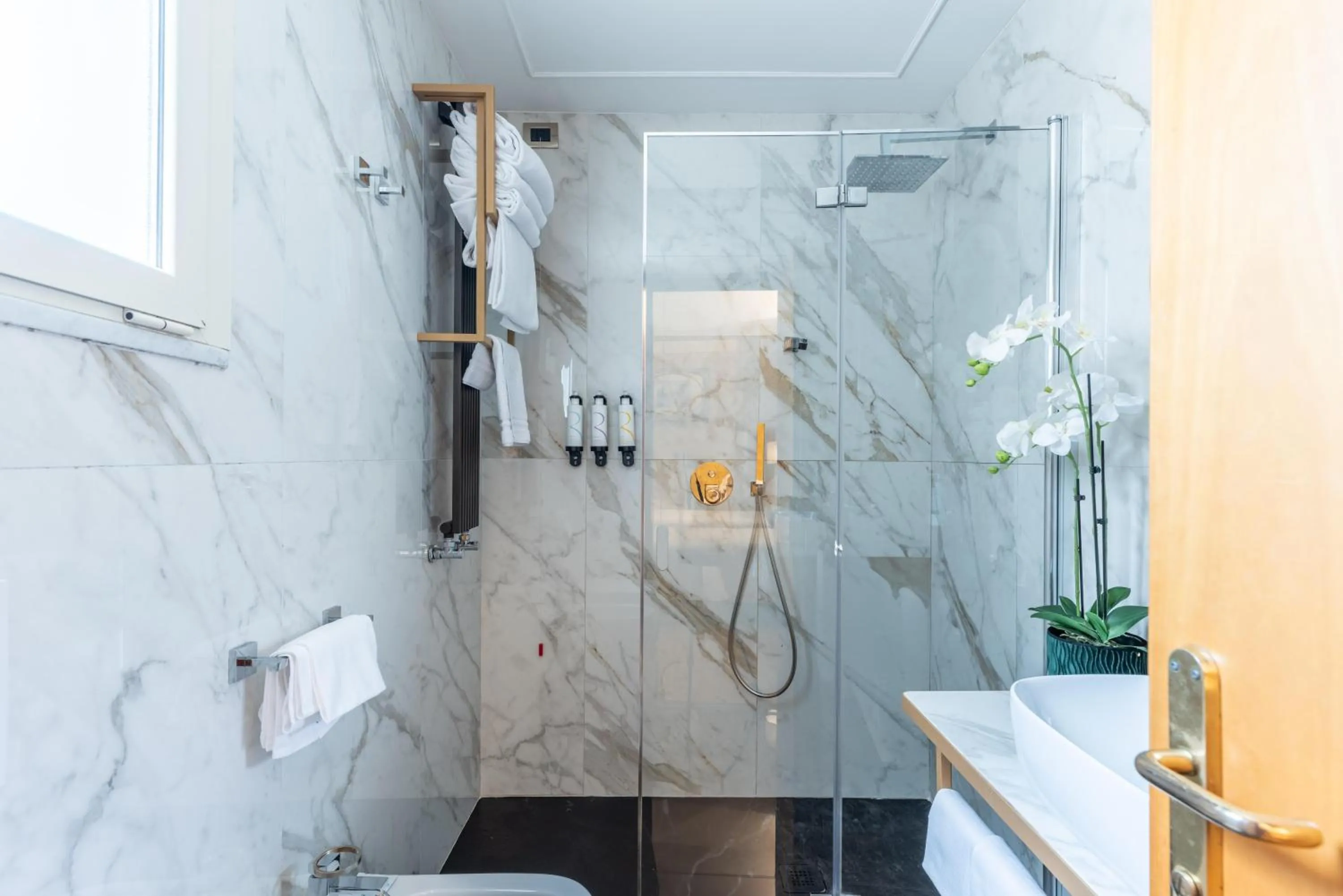 Bathroom in Hotel Raffaello - Sure Hotel Collection by Best Western