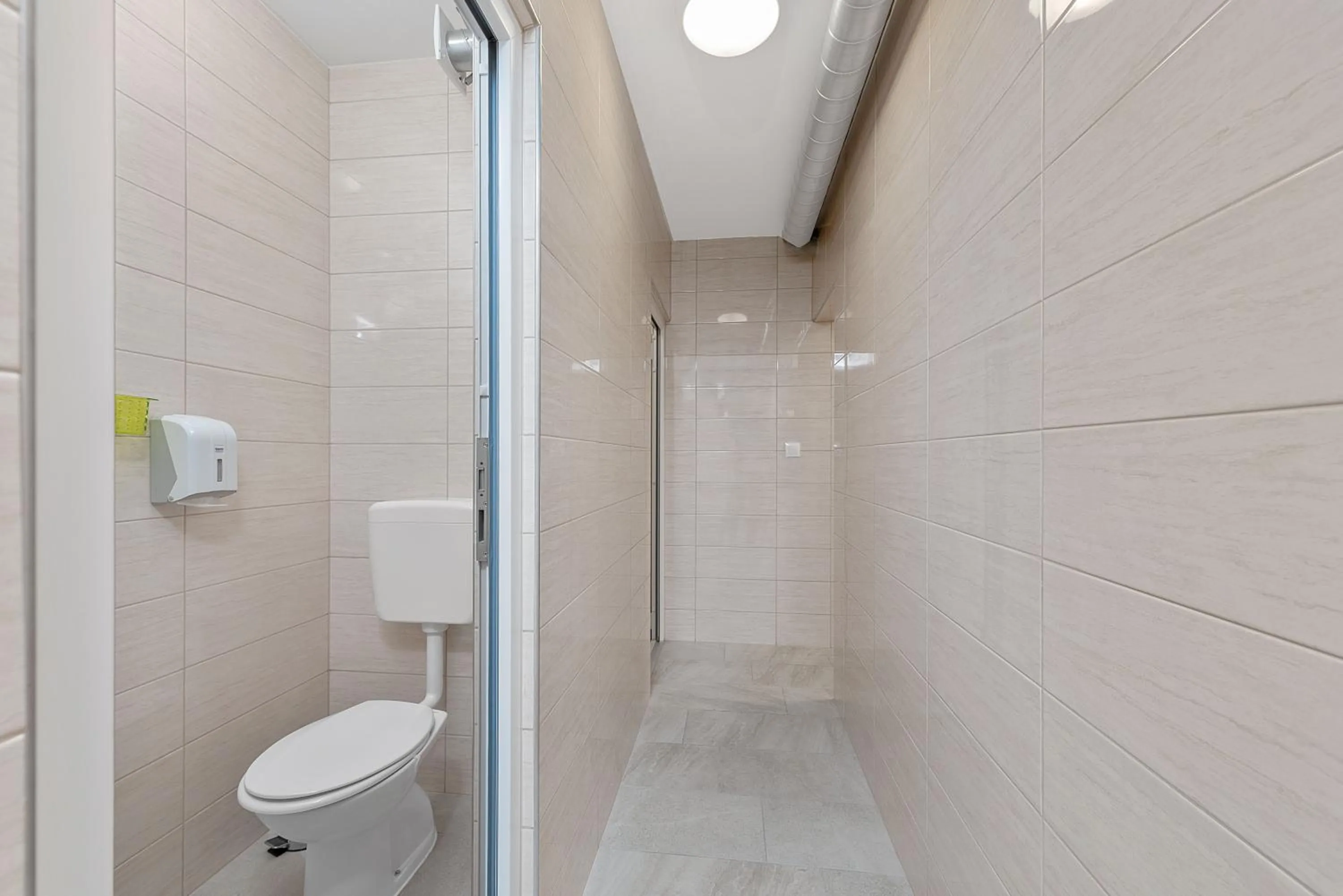 Bathroom in Hostel Elli