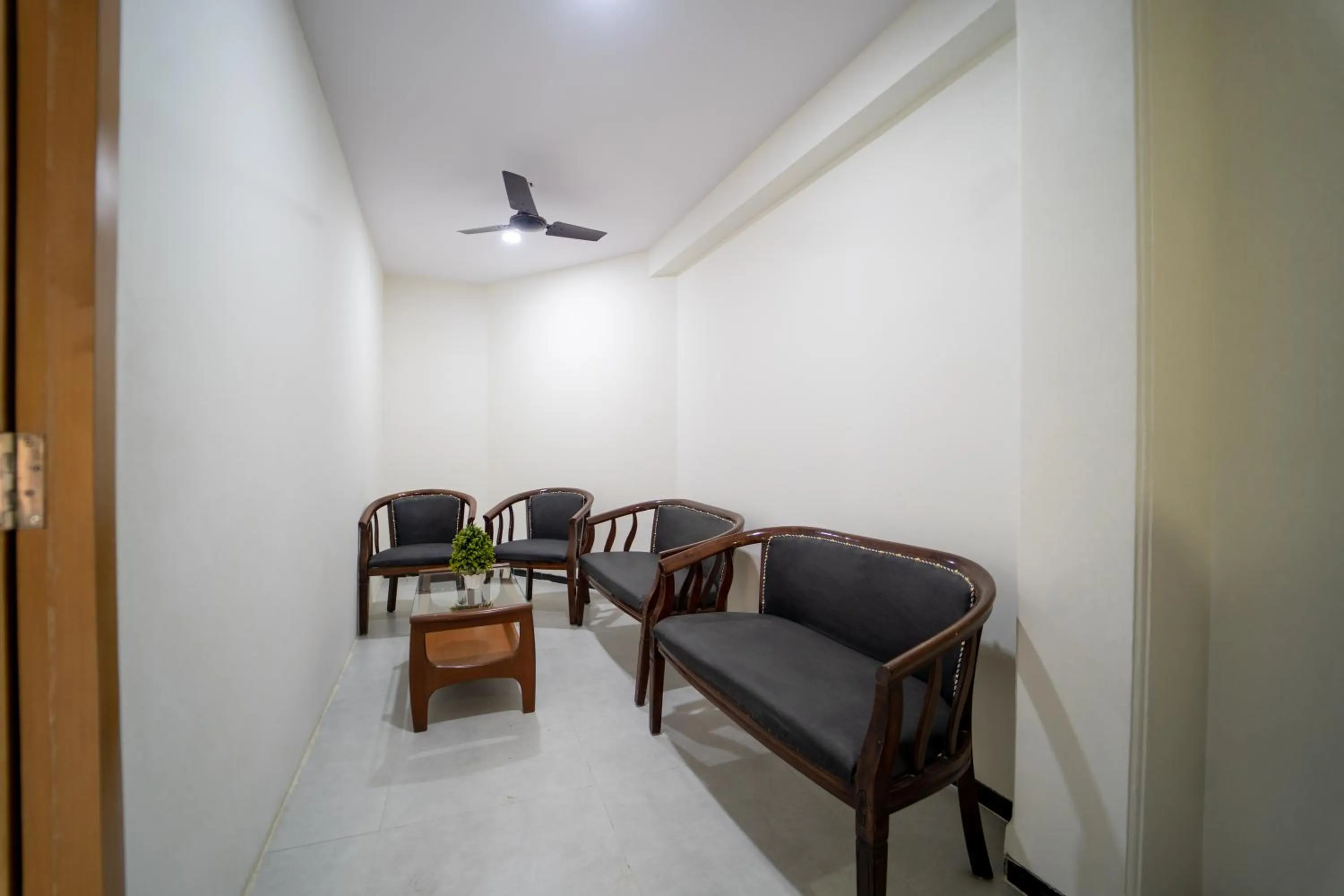 Seating area in Hotel Kewal