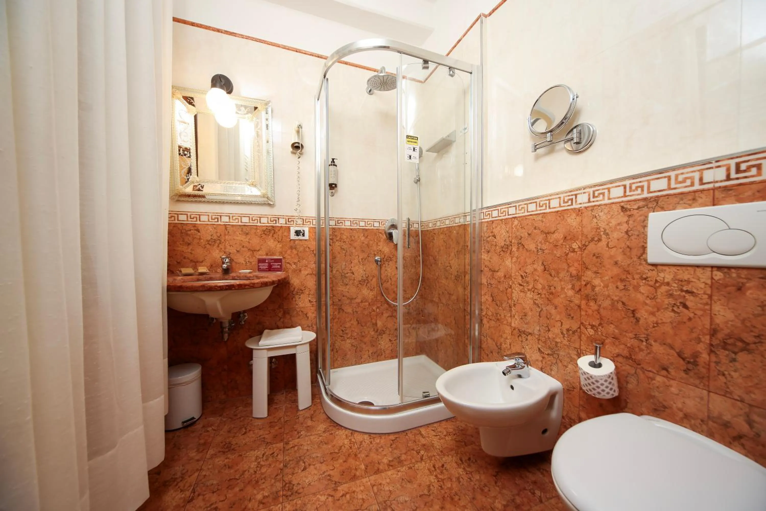 Bathroom in Hotel Da Bruno