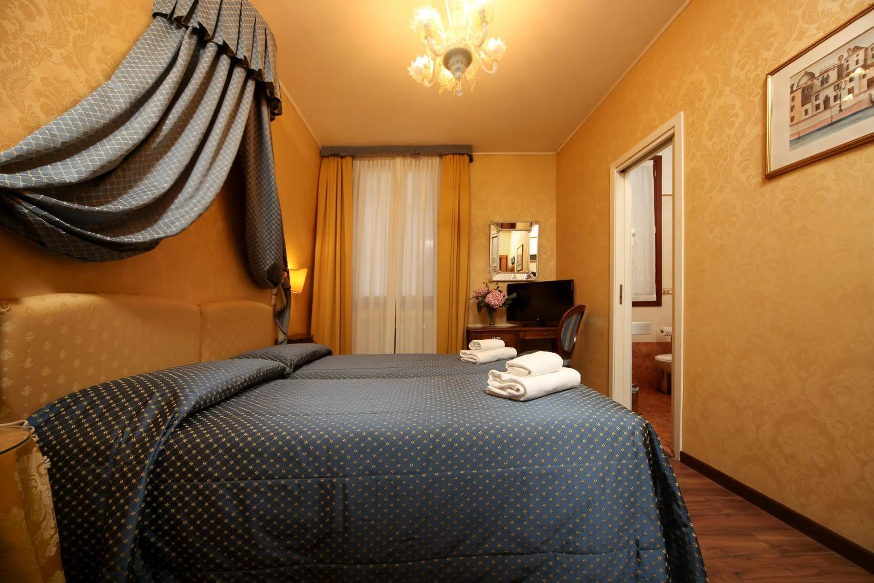 Bedroom, Bed in Hotel Da Bruno