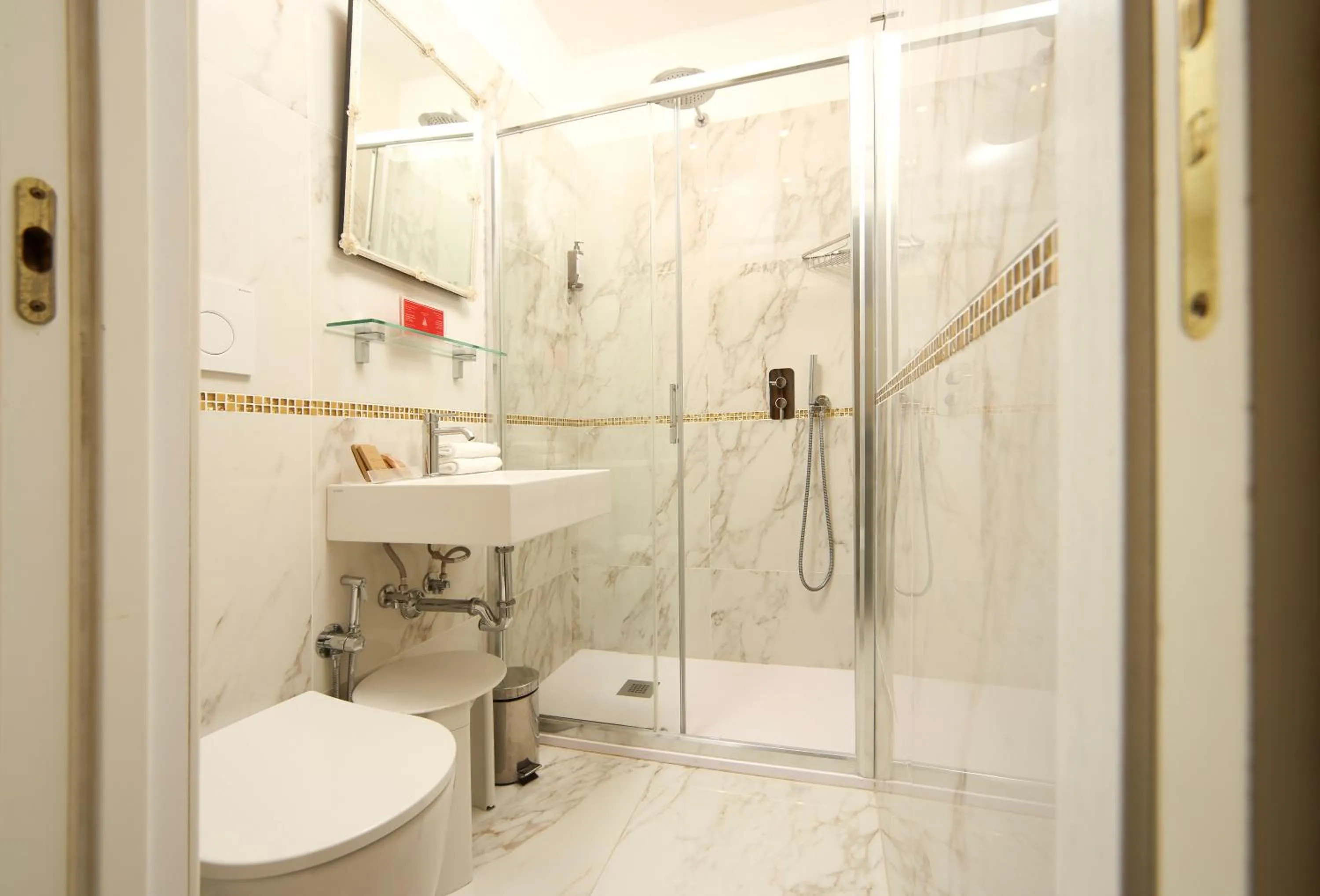 Bathroom in Hotel Da Bruno