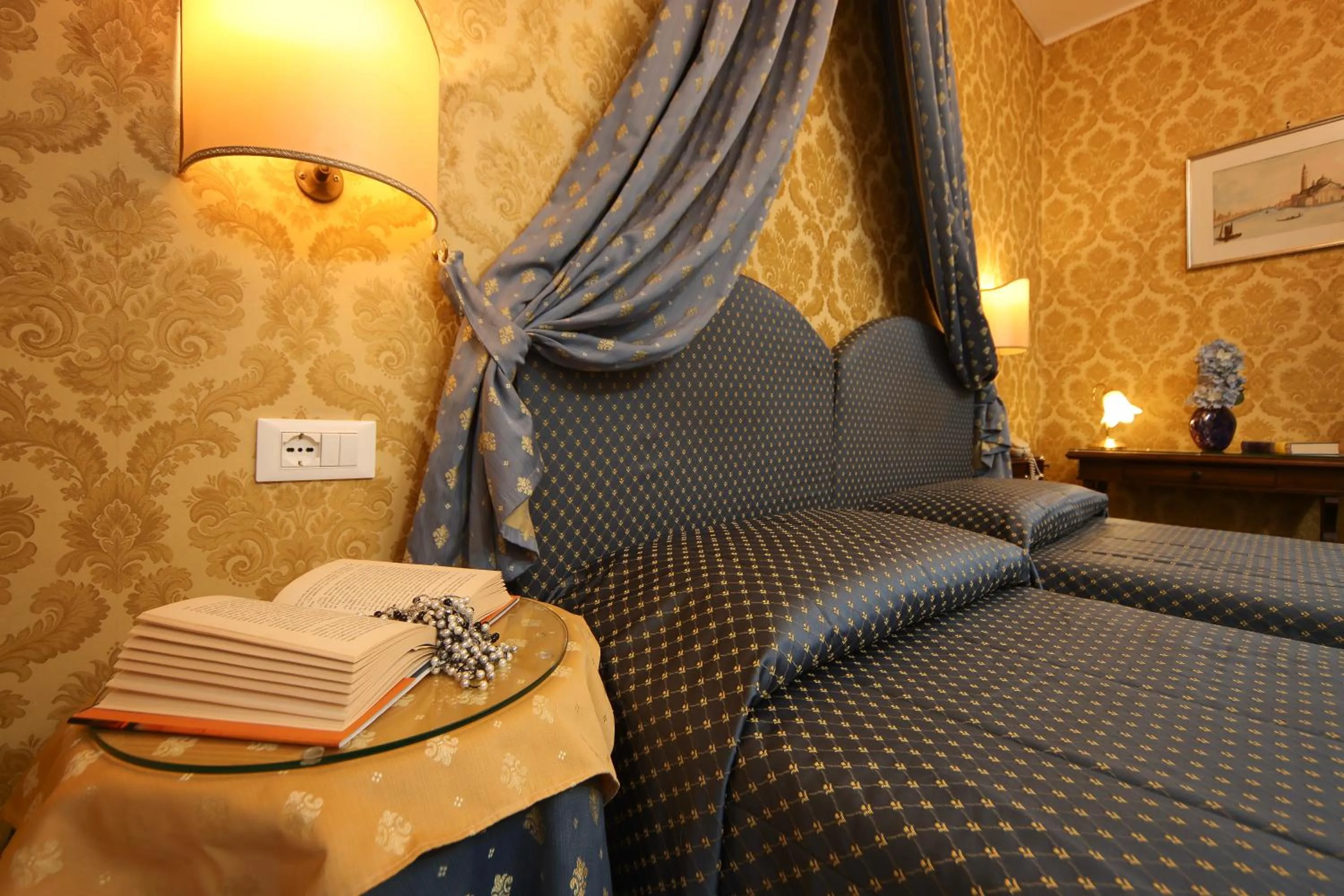 Bedroom, Bed in Hotel Da Bruno