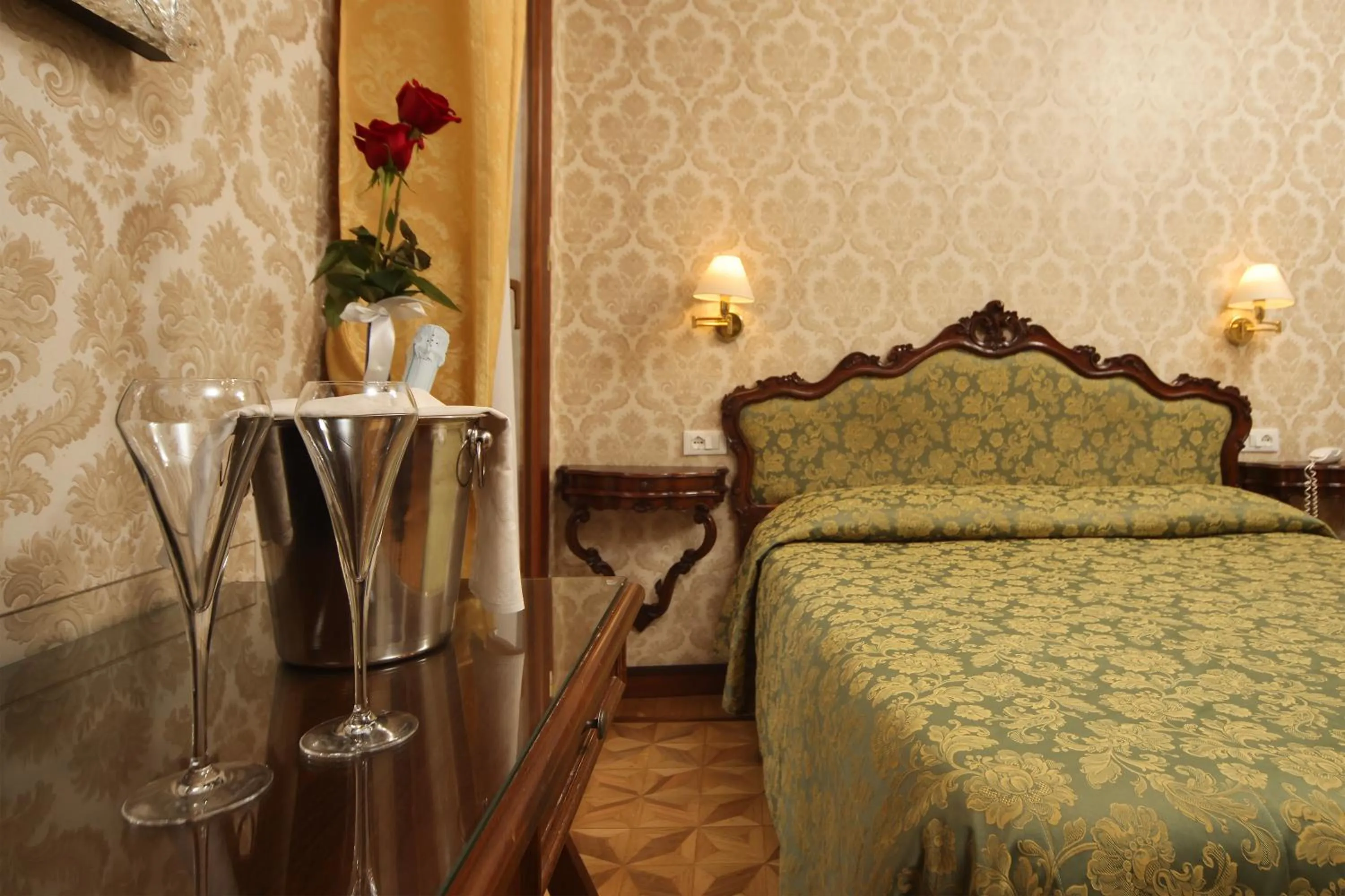 Bedroom, Bed in Hotel Da Bruno