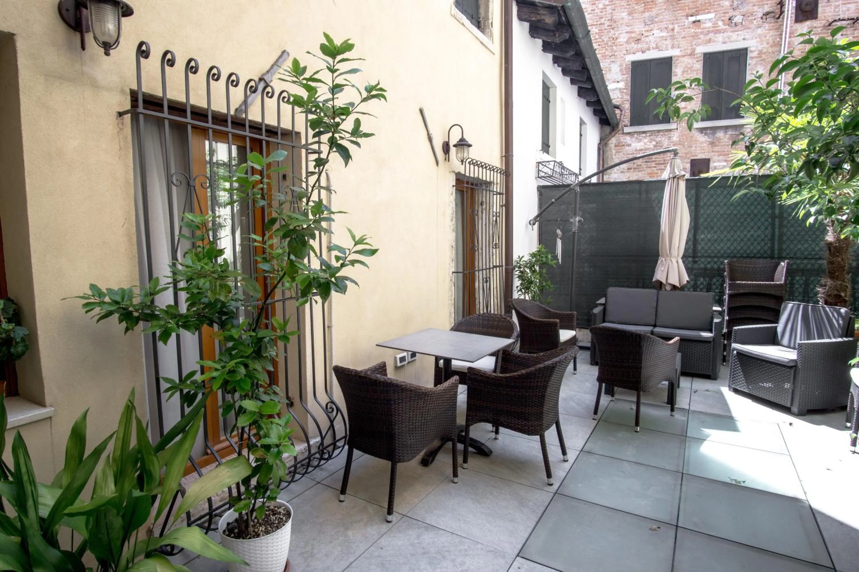 Garden in Hotel Antigo Trovatore