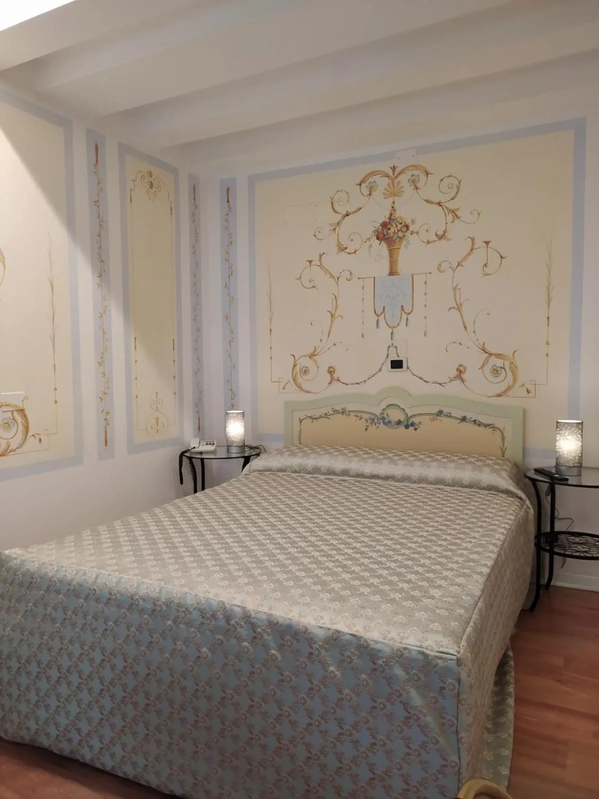 Bedroom, Bed in Hotel Antigo Trovatore