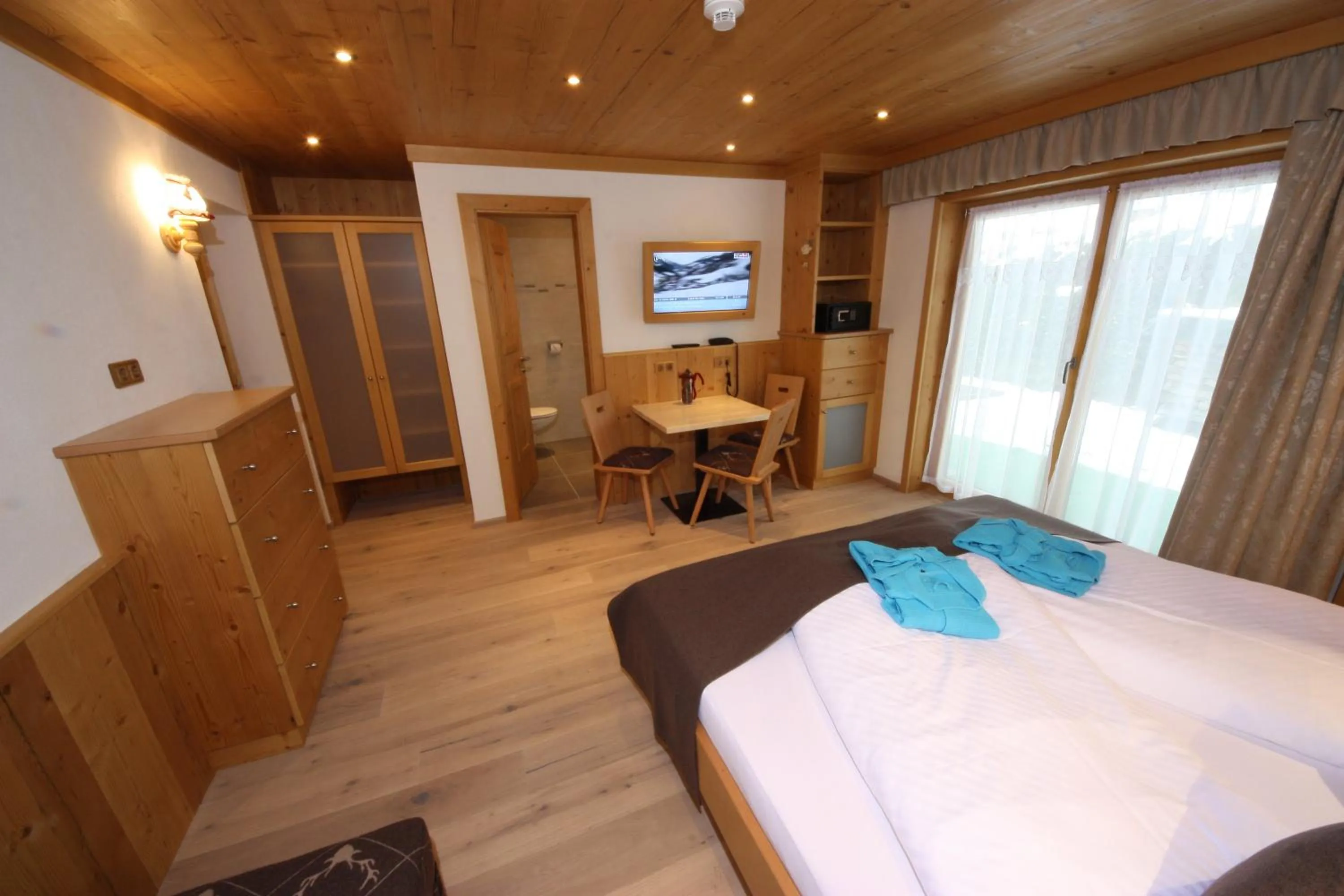 Bed in TALHEIMER Grias di & Hoamat since 1958 inklusive Therme TAUERN SPA & Jokercard