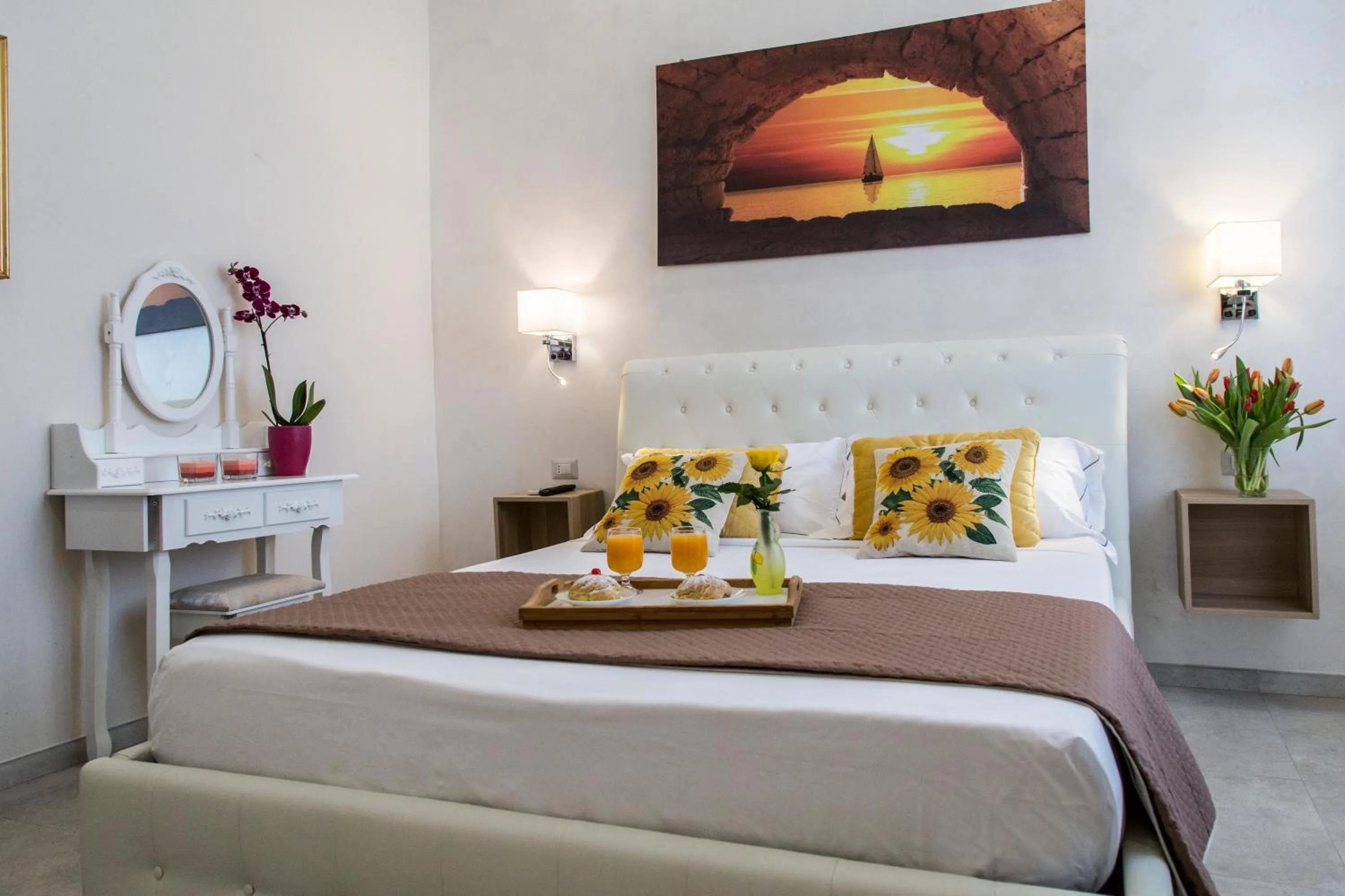 Bed in Tourist Appartment Port Inn - Free Transport Structure to Cruise Ship