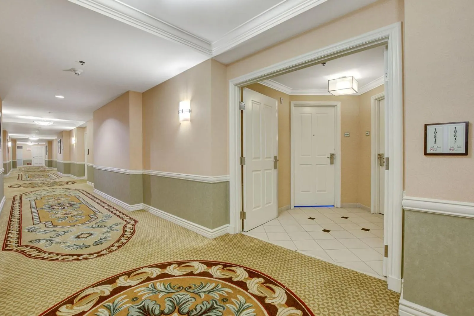 STRIP & SPHERE VIEW! Privately Owned Condo Hotel-The Signature at MGM