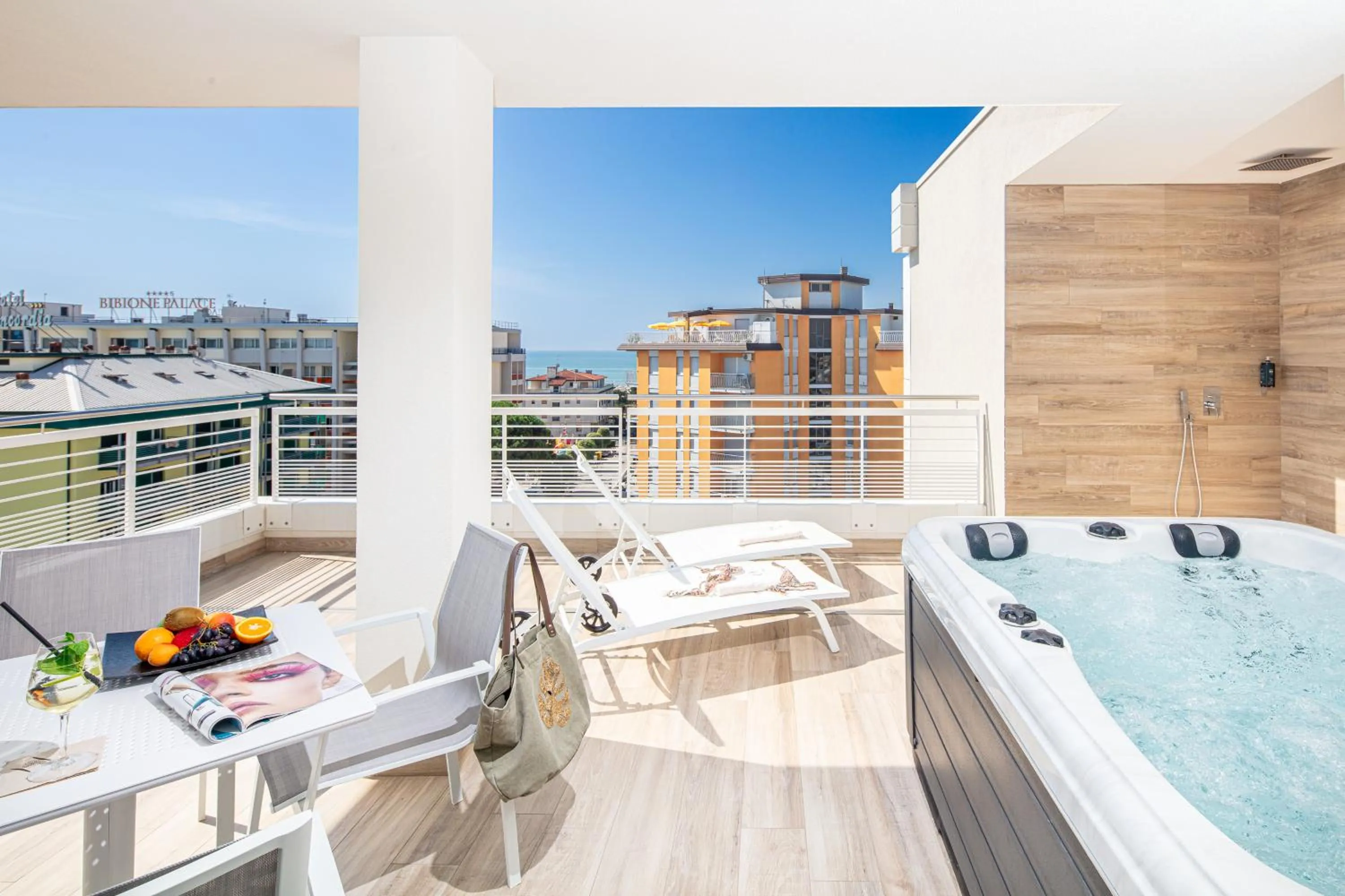 Property building in Life Hotel 4 Superior