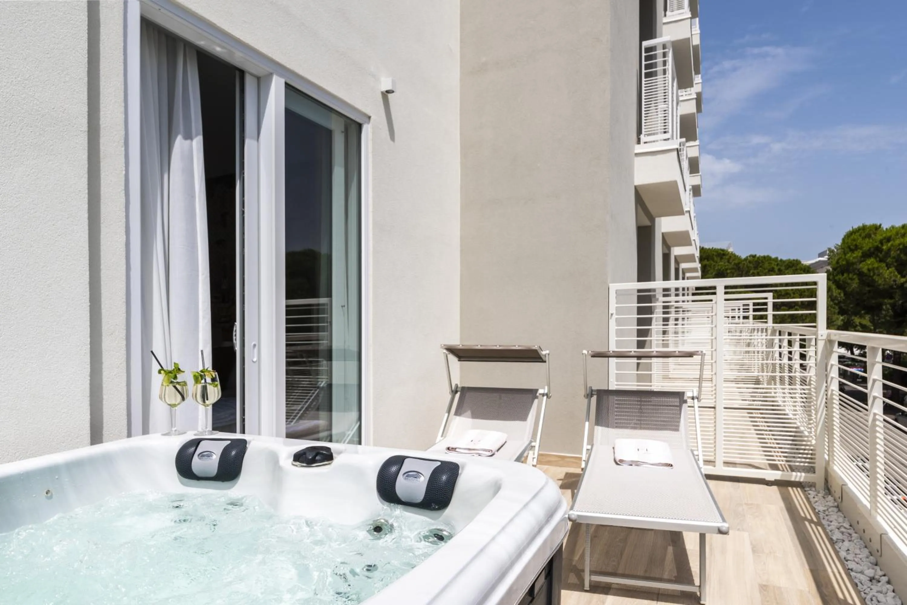 Property building in Life Hotel 4 Superior