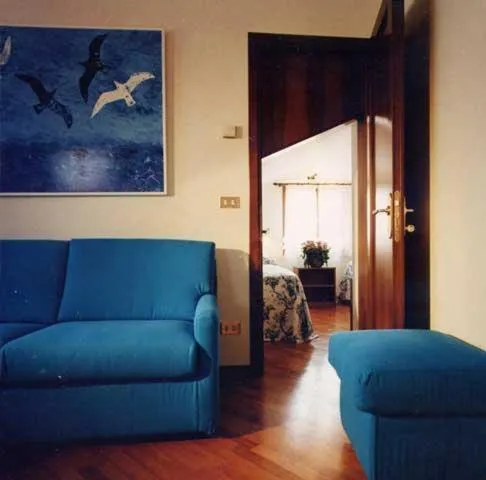 Seating area in Hotel Piccola Fenice