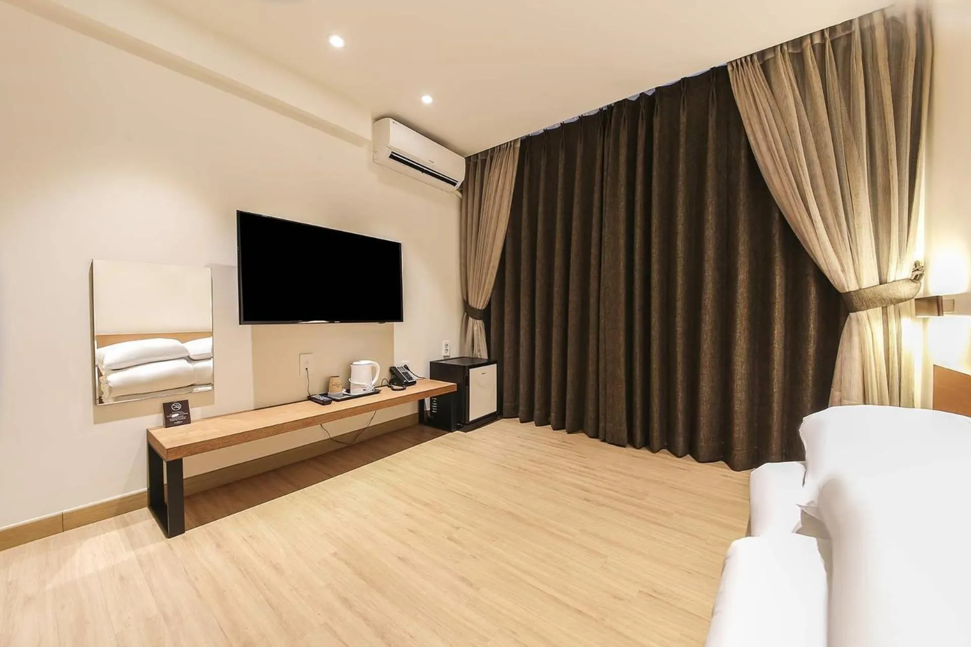 Bed in Winners Hotel