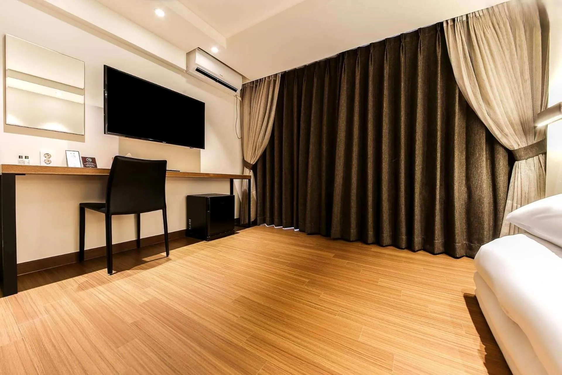 Bed in Winners Hotel