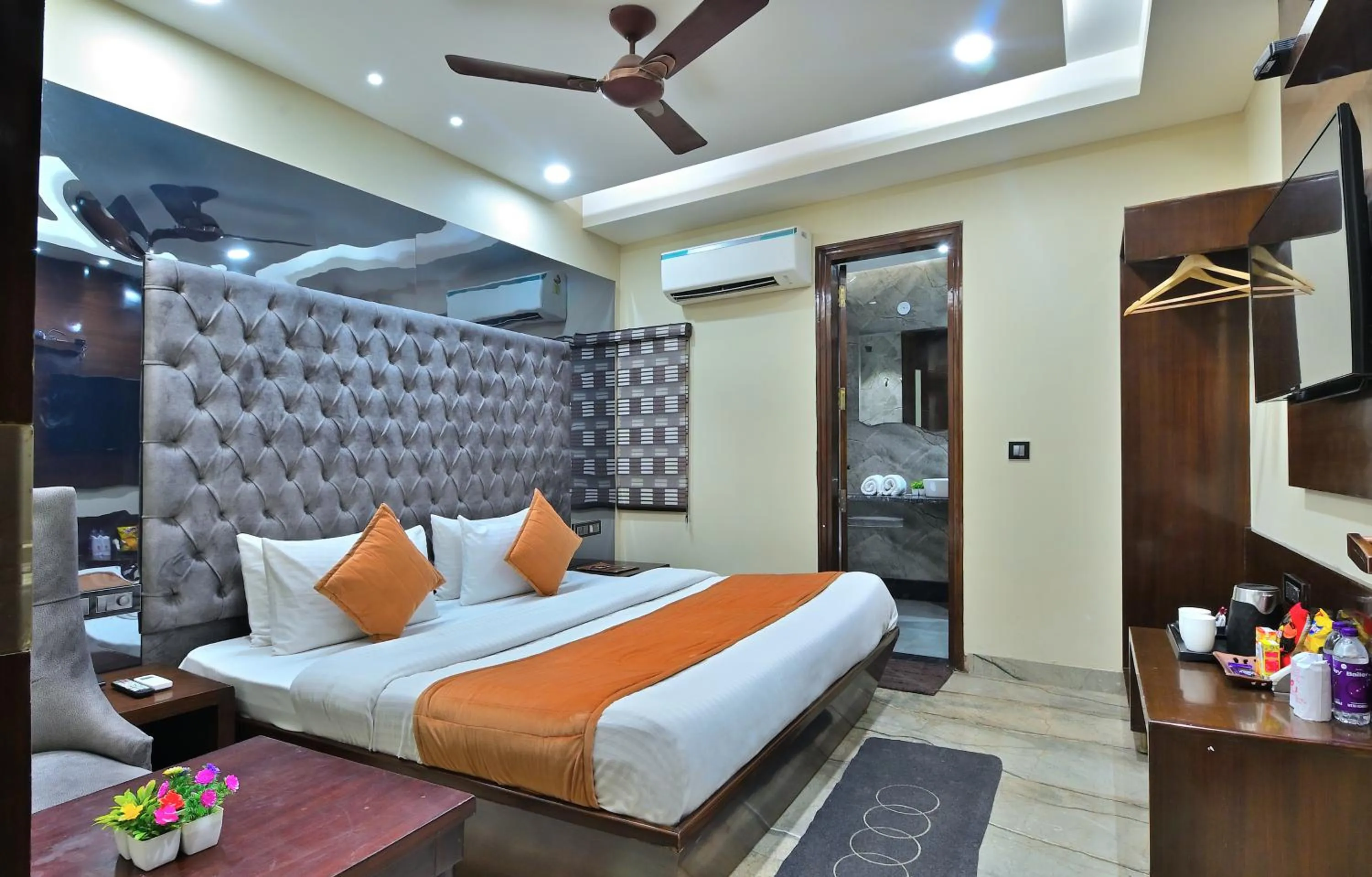 Bed in Hotel Vanson Delite - New Delhi Railway Station