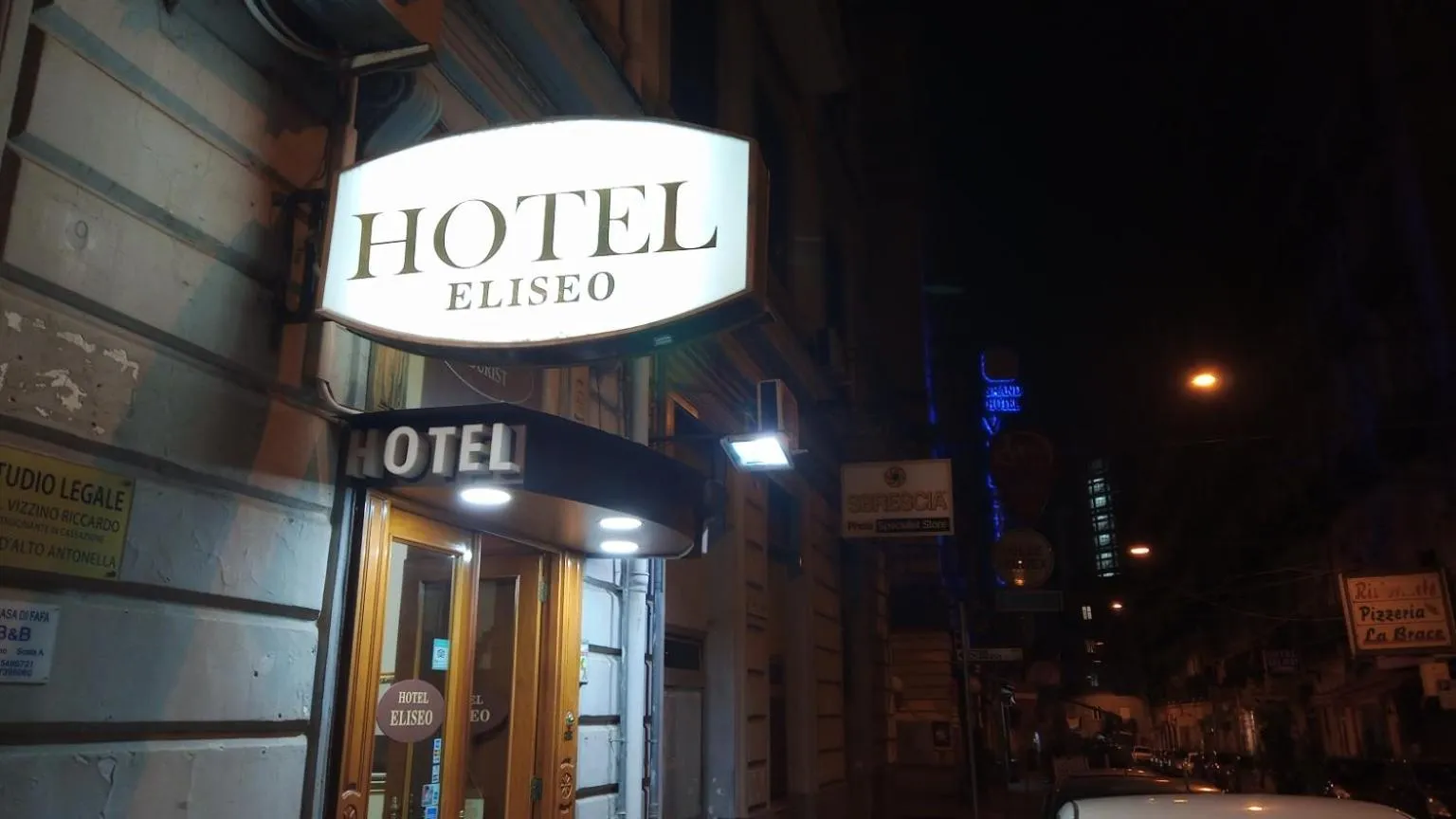 Property building in Hotel Eliseo Napoli