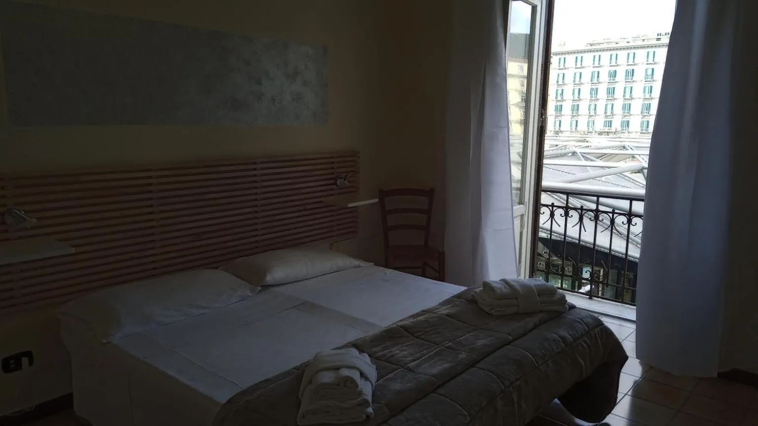 Bed in Hotel Eliseo Napoli