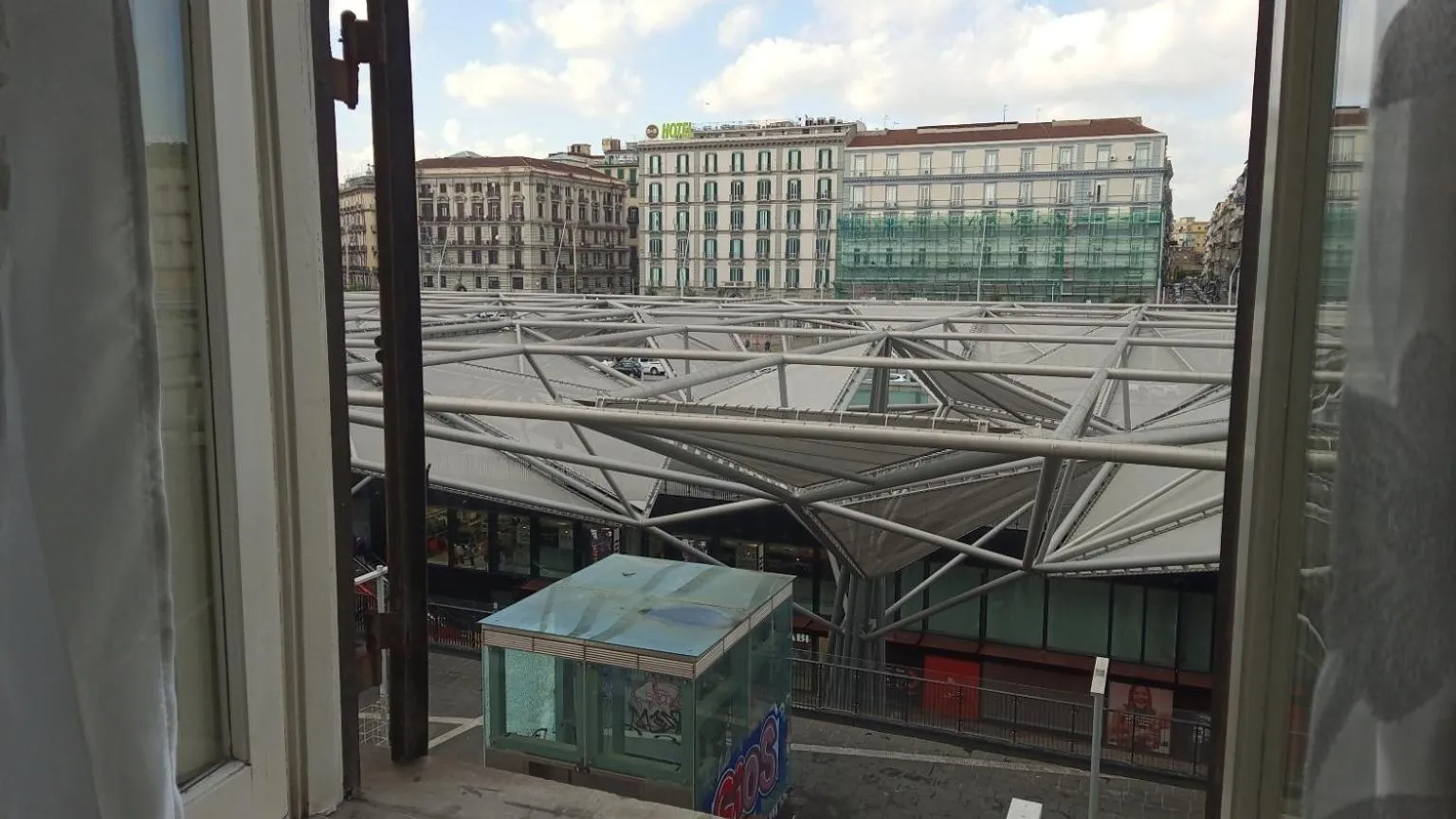 City view in Hotel Eliseo Napoli
