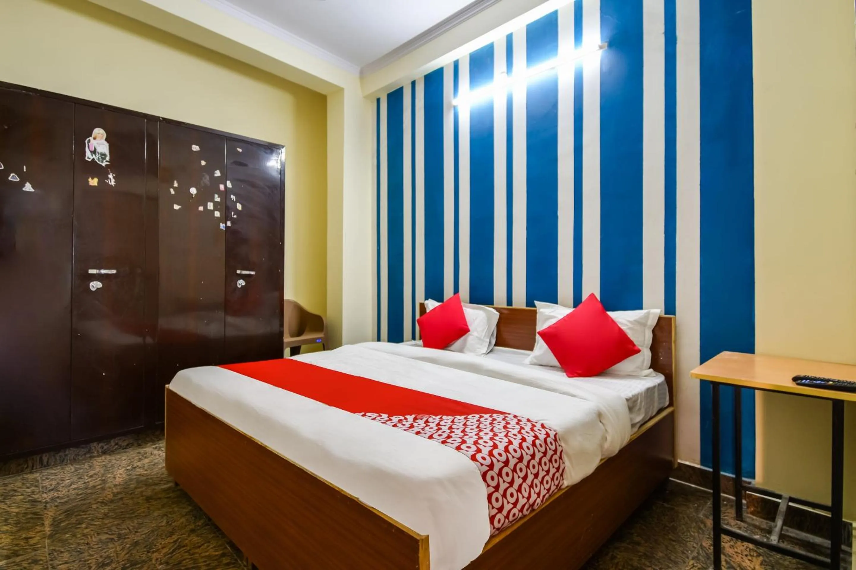 Bedroom, Bed in Hotel O Pragati Inn