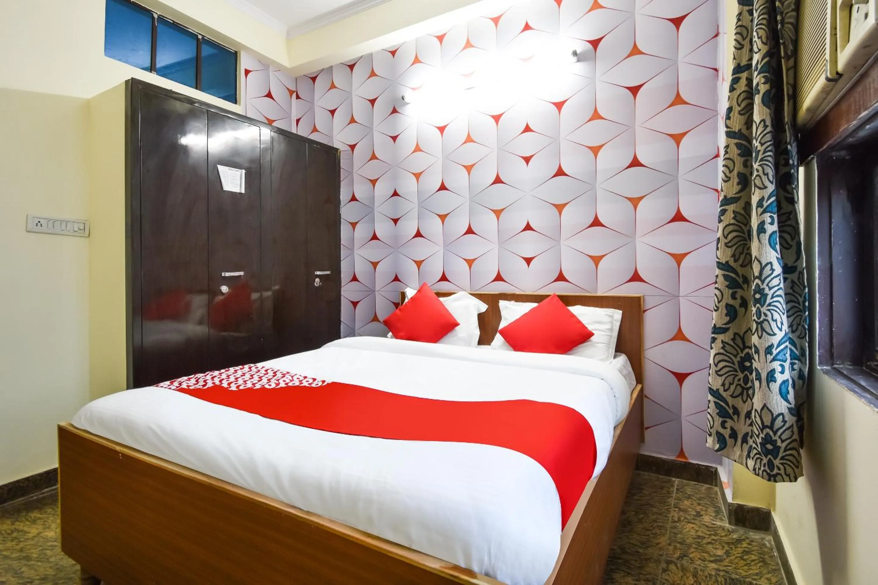 Bedroom, Bed in Hotel O Pragati Inn