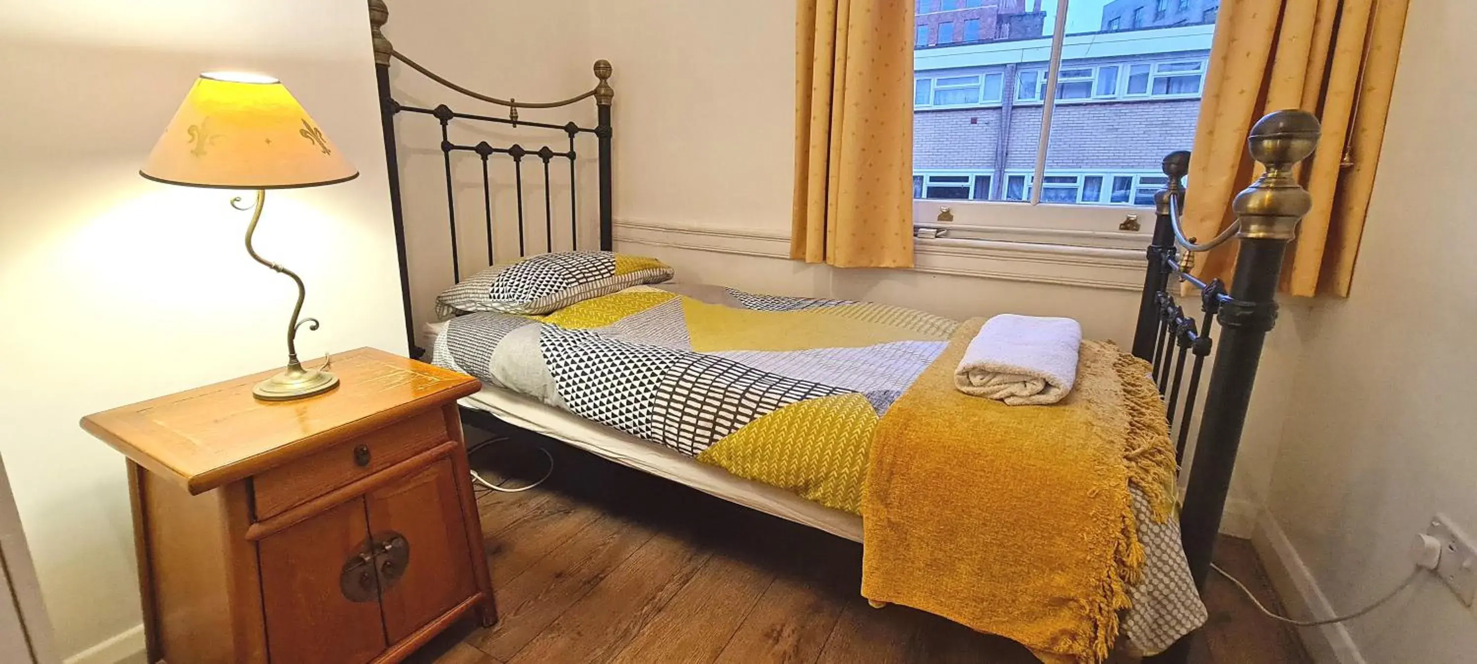 Superior Single Room - single occupancy in The Greenwich Pensioner Guesthouse Superior Single Room - single occupancy in The Greenwich Pensioner Guesthouse