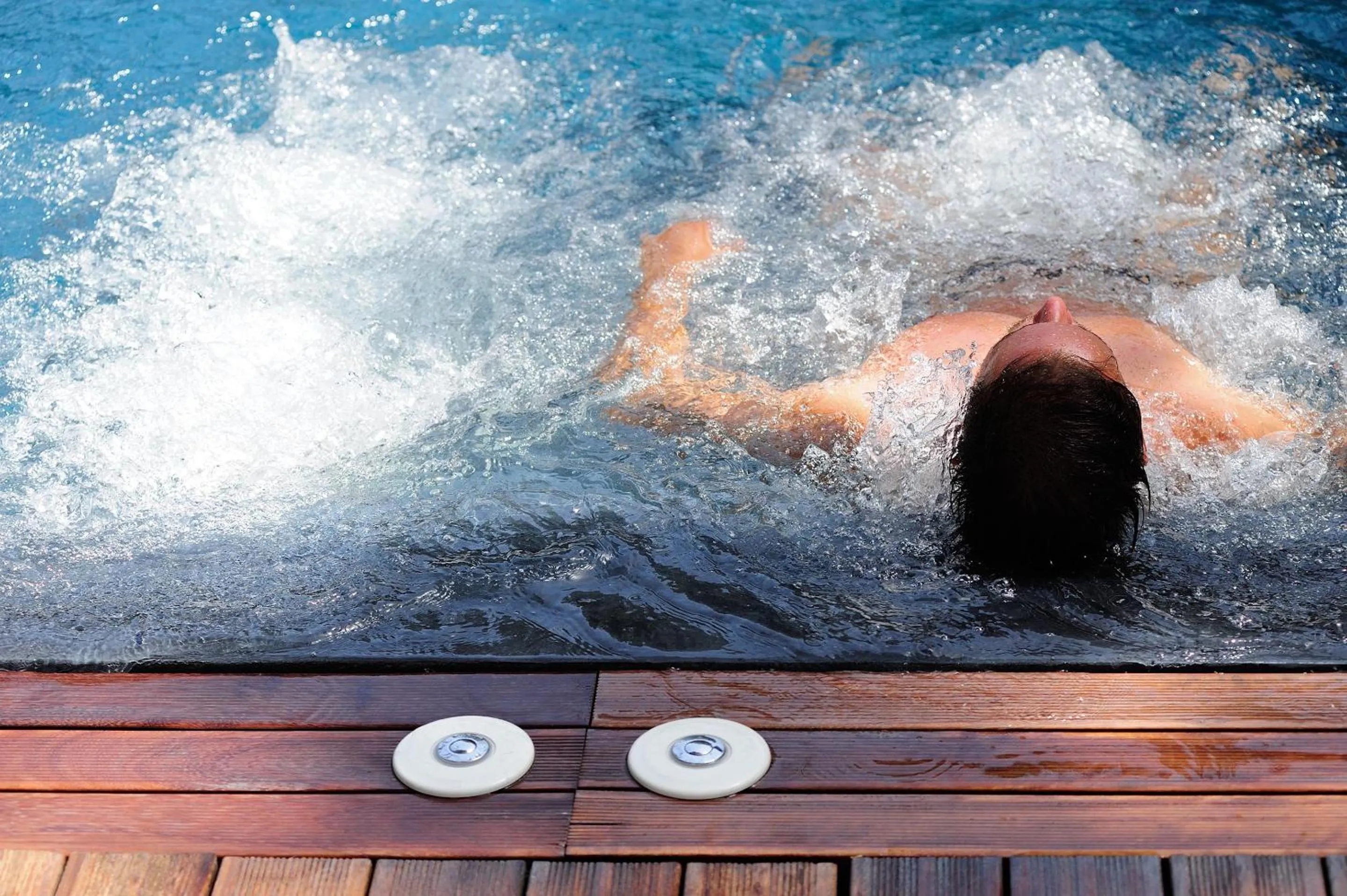 Swimming pool in Alberi del Paradiso