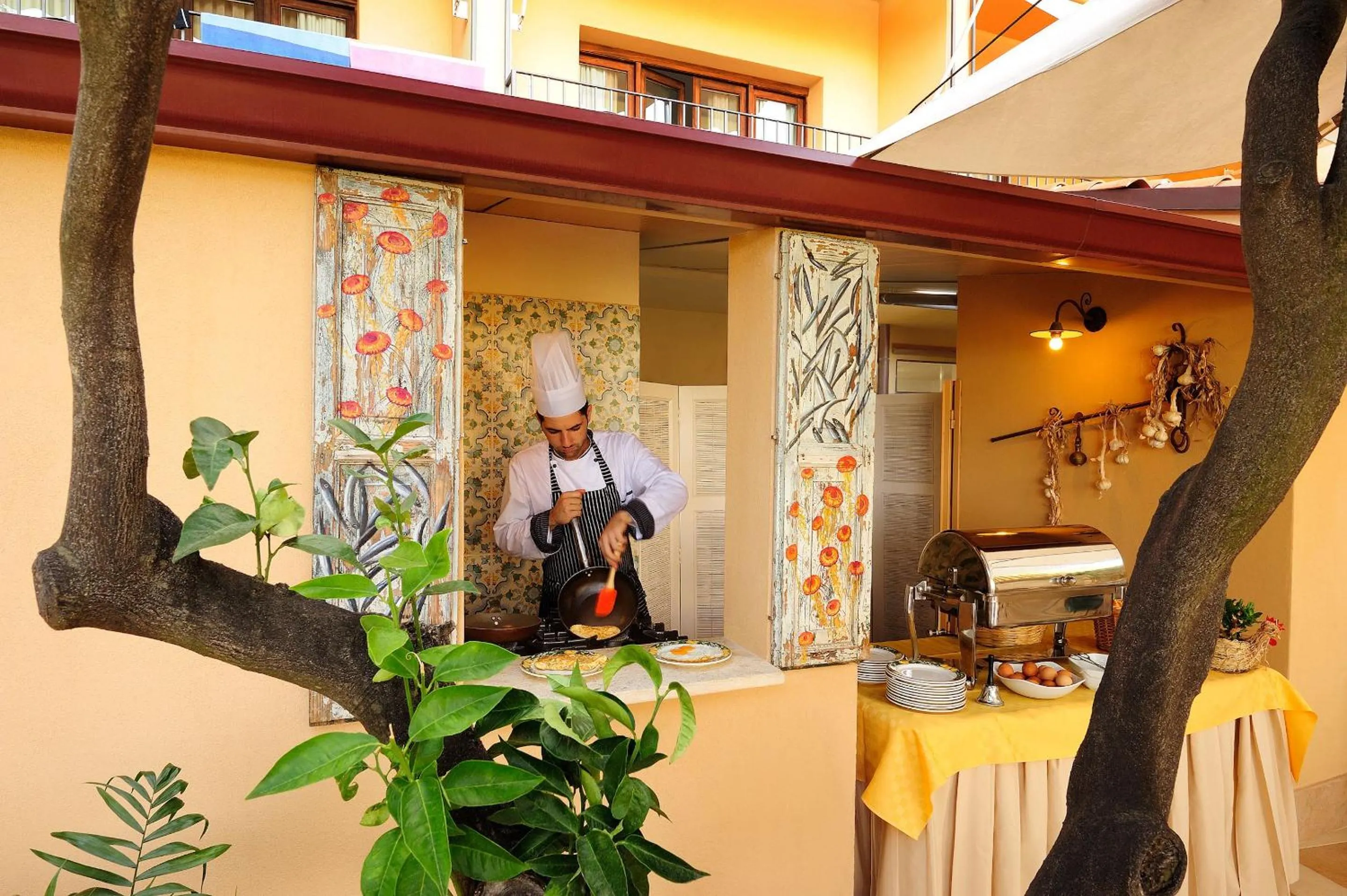 Buffet breakfast in Alberi del Paradiso