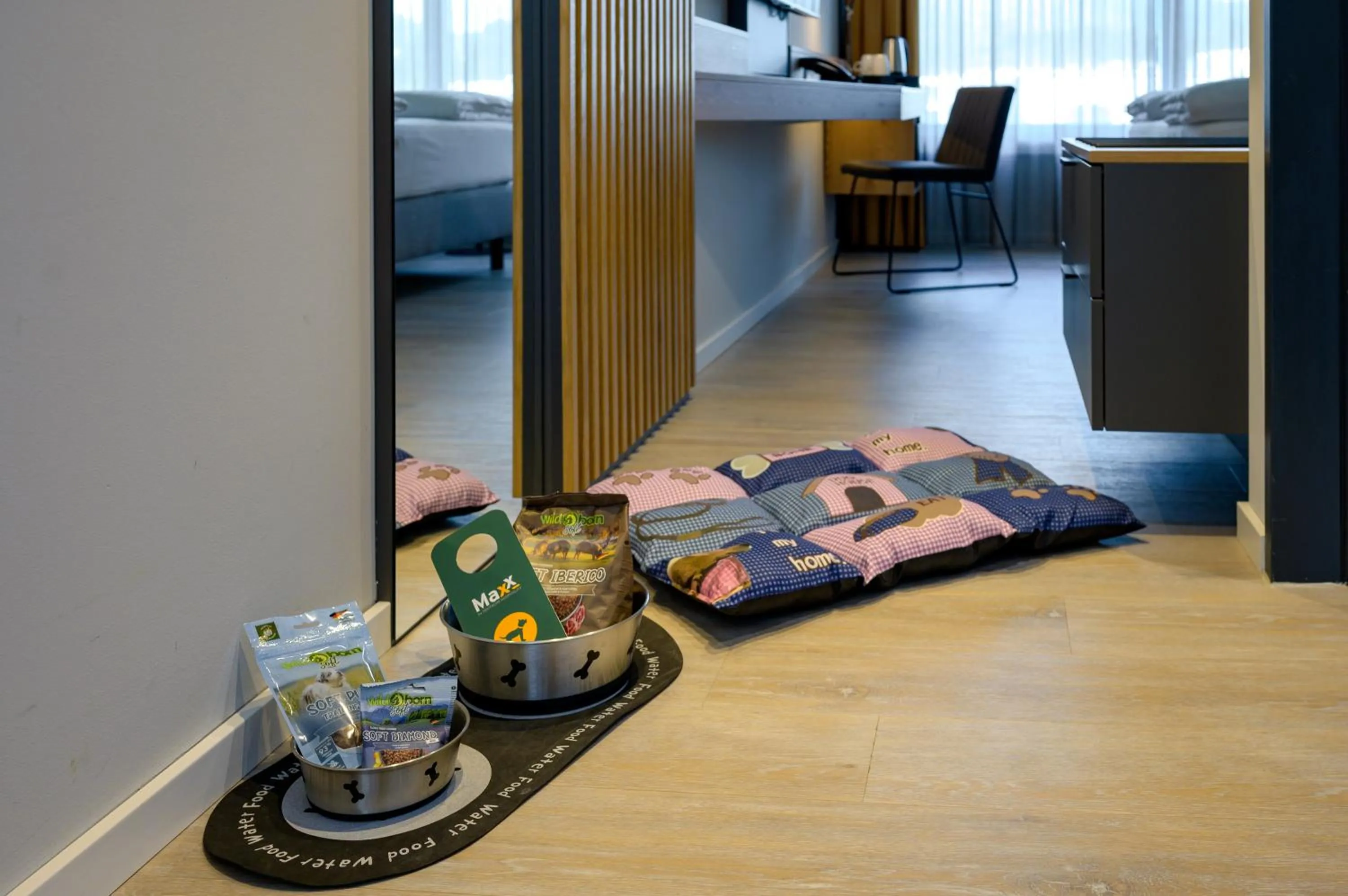 Pets, Bed in Maxx Hotel Aalen