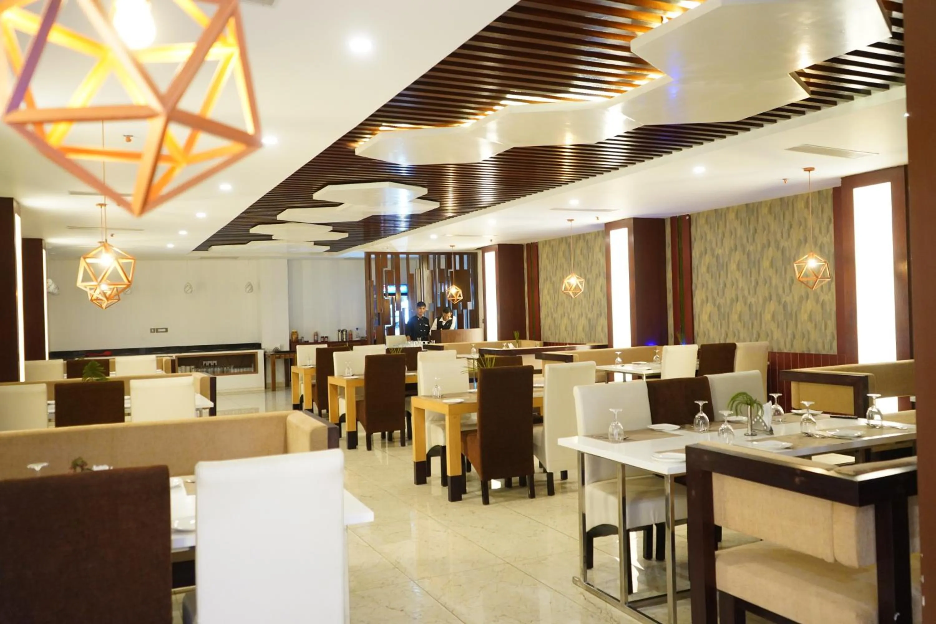 Restaurant/places to eat in Himal Resort