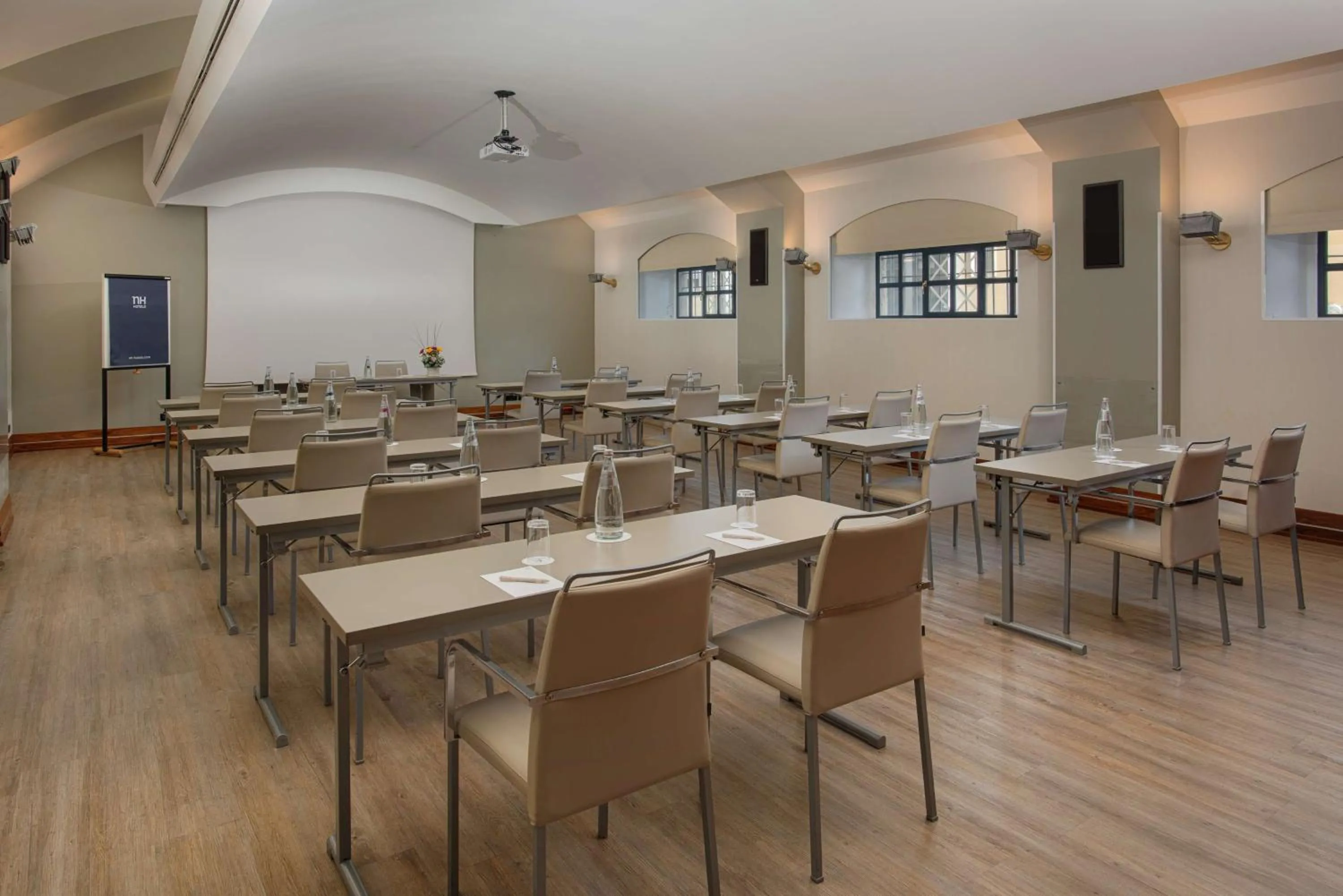 Meeting/conference room in NH Bergamo