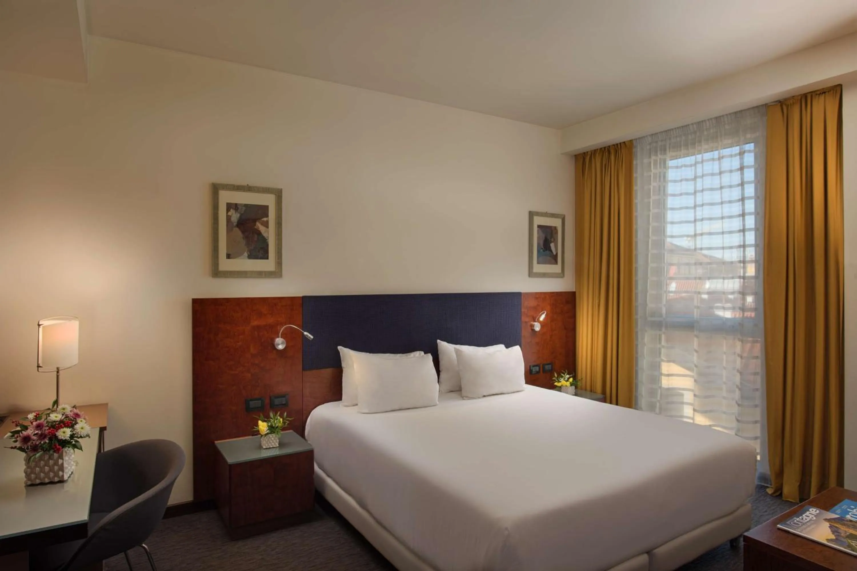 Bedroom, Bed in NH Bergamo