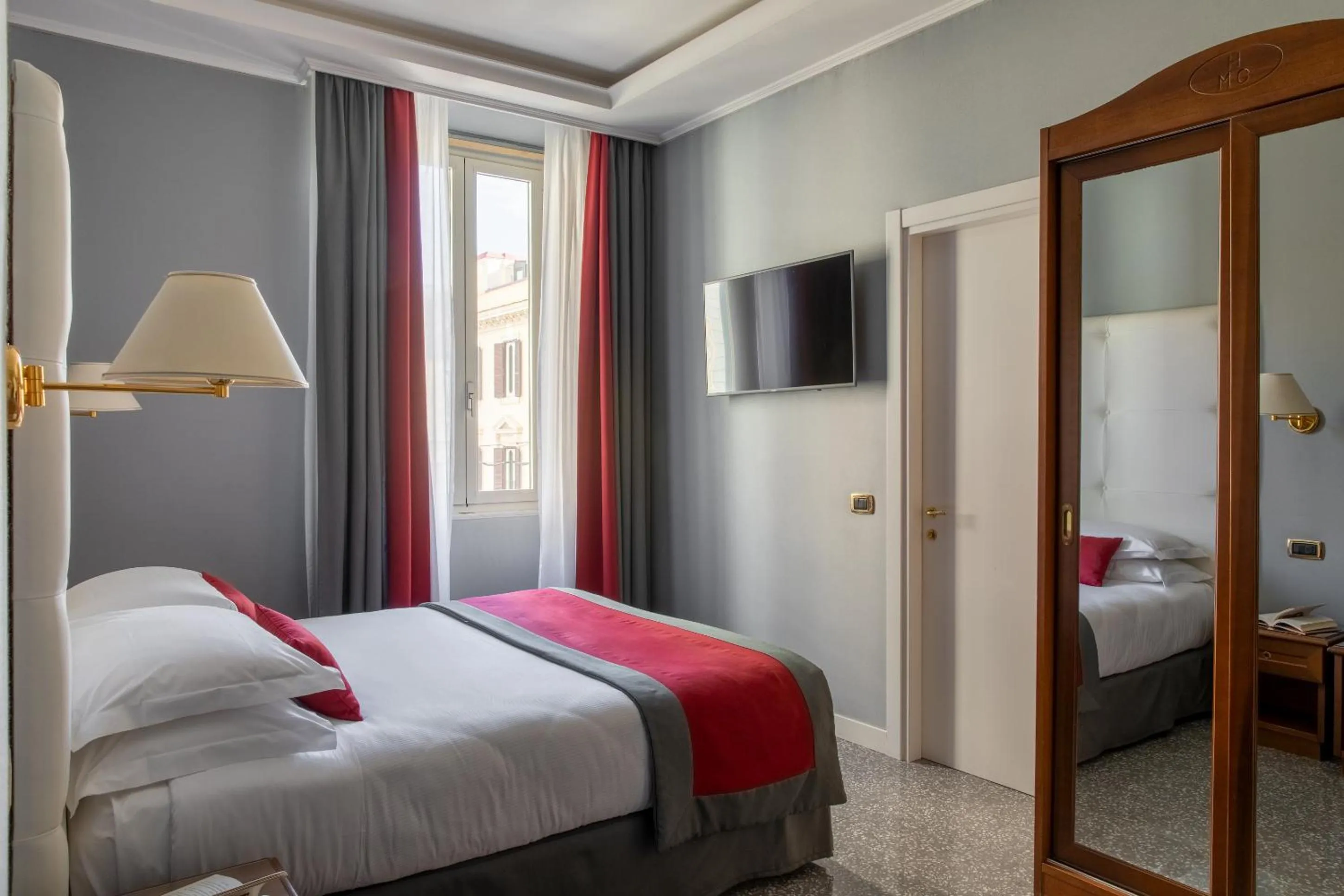 Bed in Hotel Montecarlo