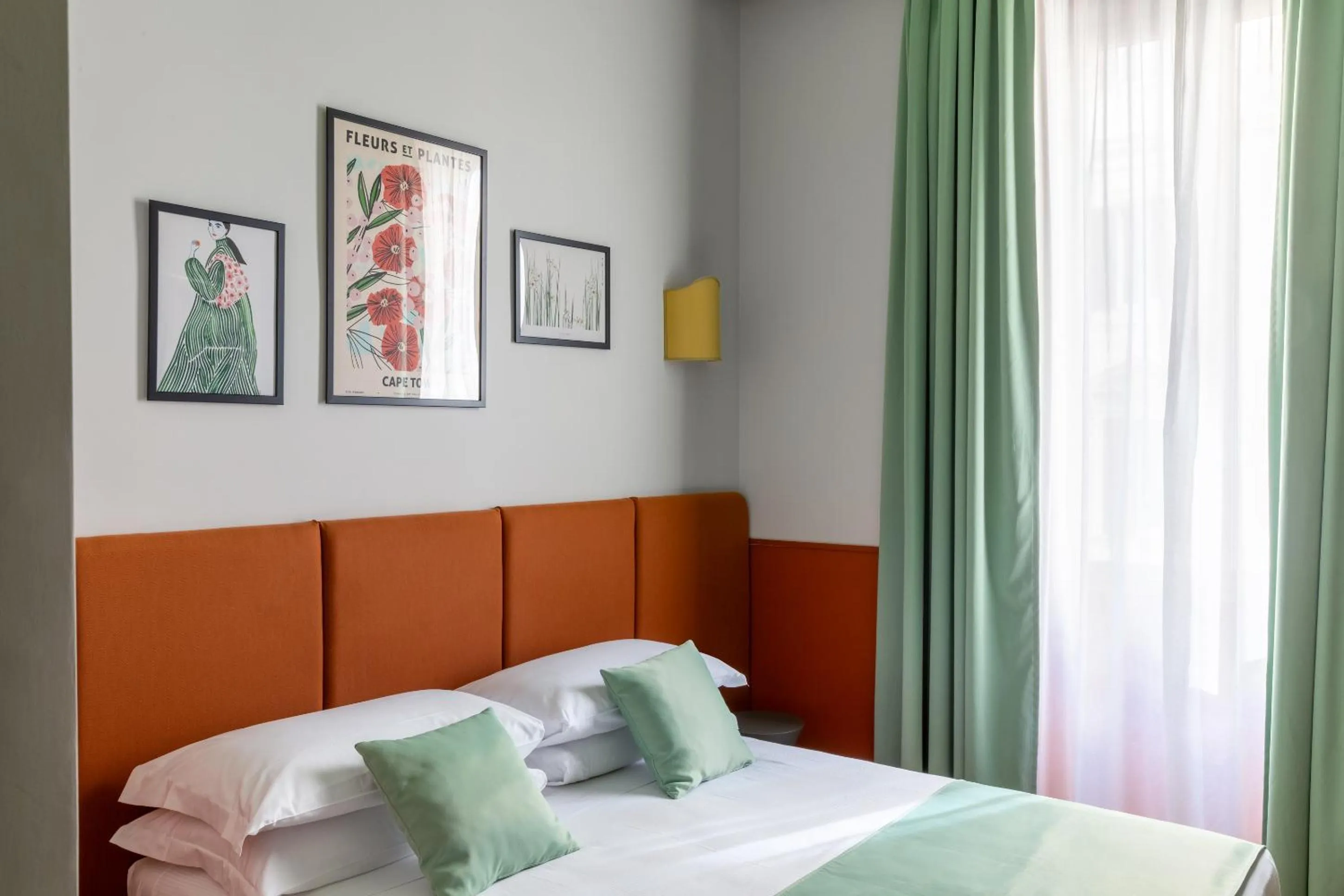 Bed in Hotel Montecarlo