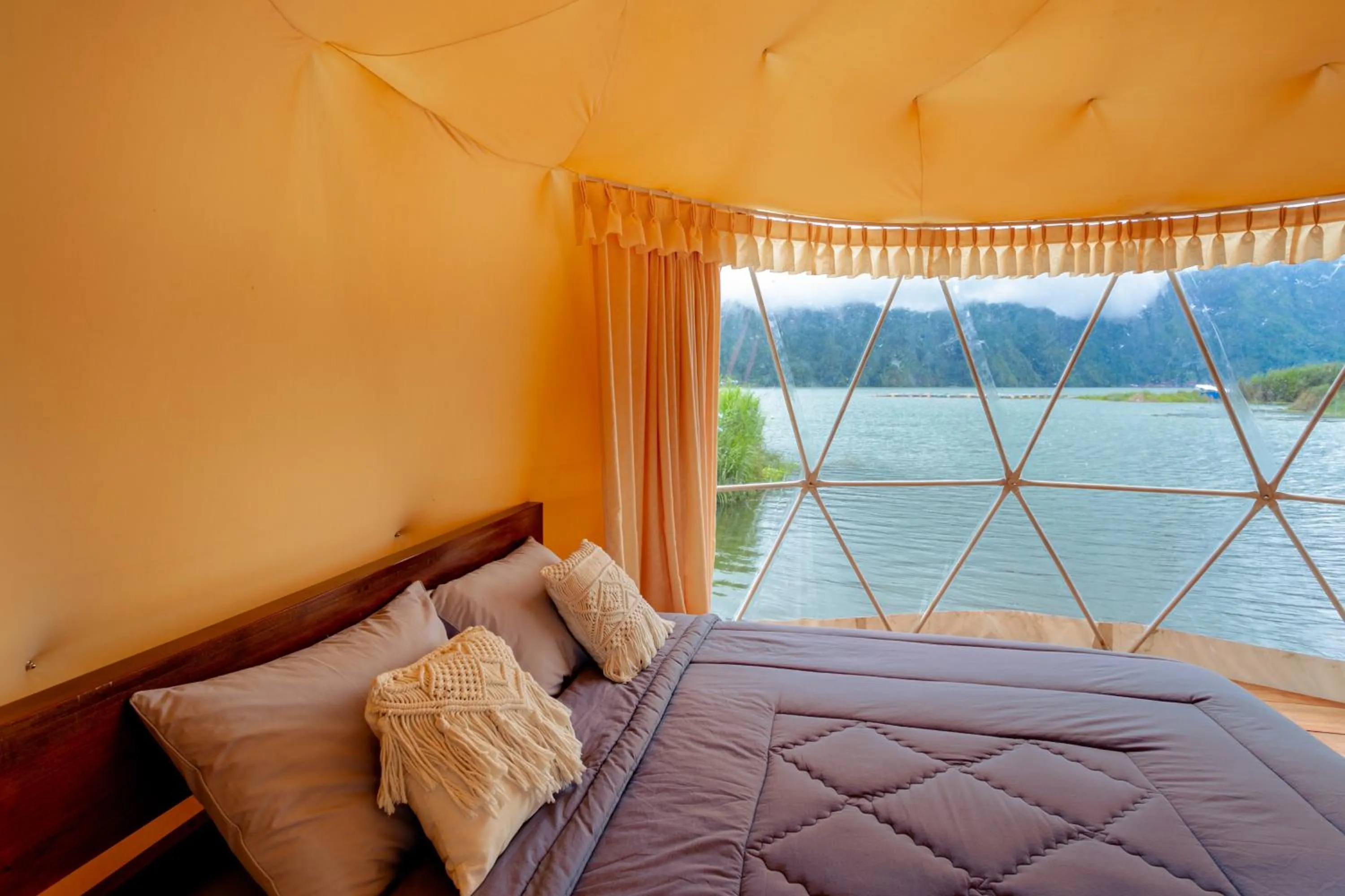 Bedroom, Bed in Jempana View