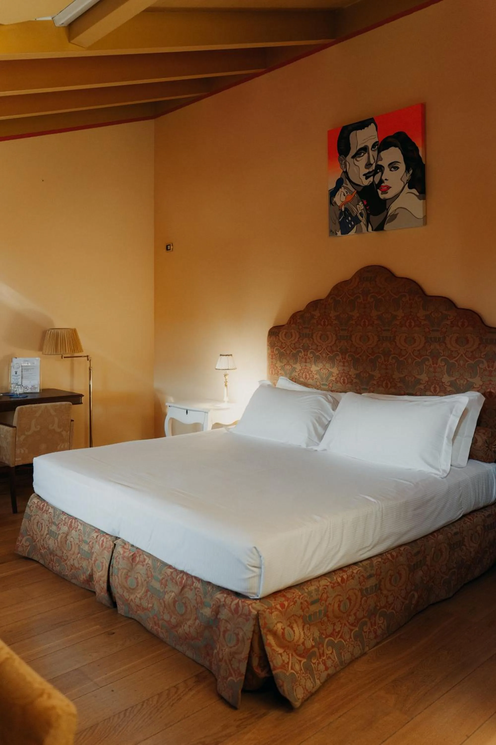 Bedroom, Bed in Hotel Palazzo Guiscardo Pietrasanta